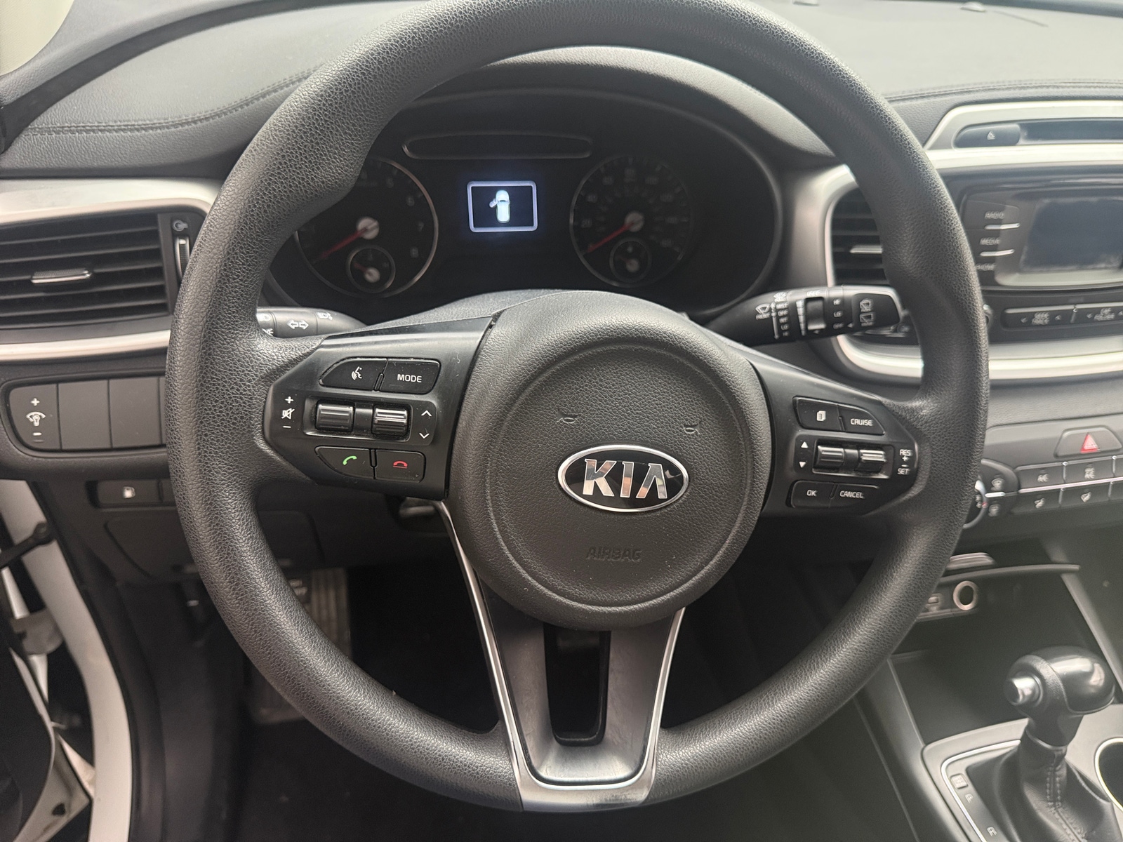 Thumbnail: 2017 Kia Sorento - 5