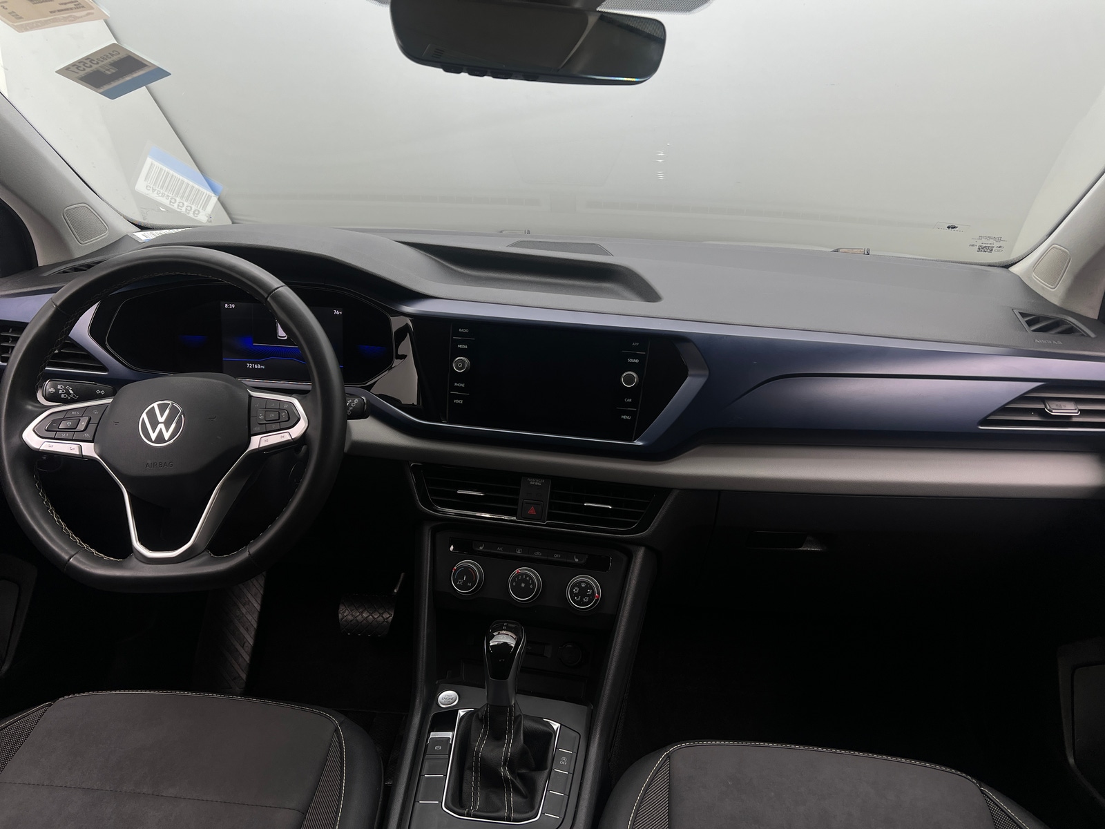 Thumbnail: 2022 Volkswagen Taos - 3