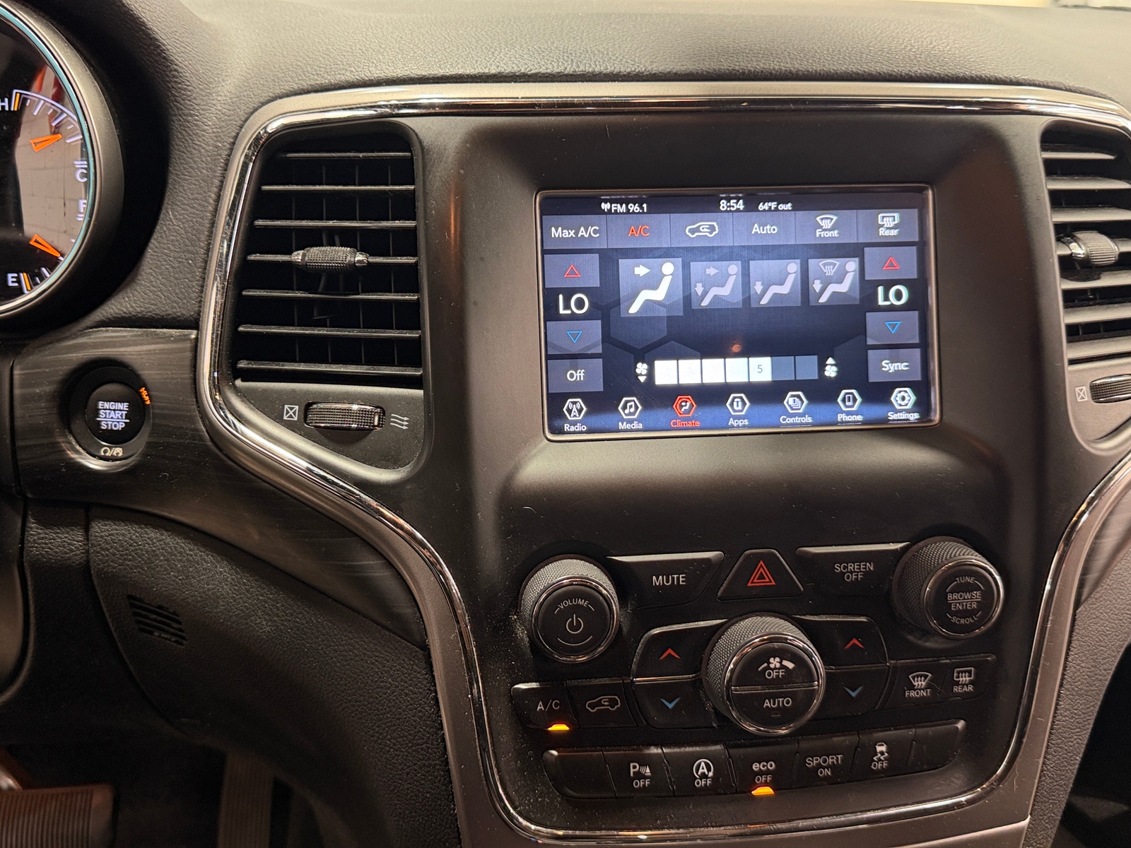 Thumbnail: 2021 Jeep Grand Cherokee - 4