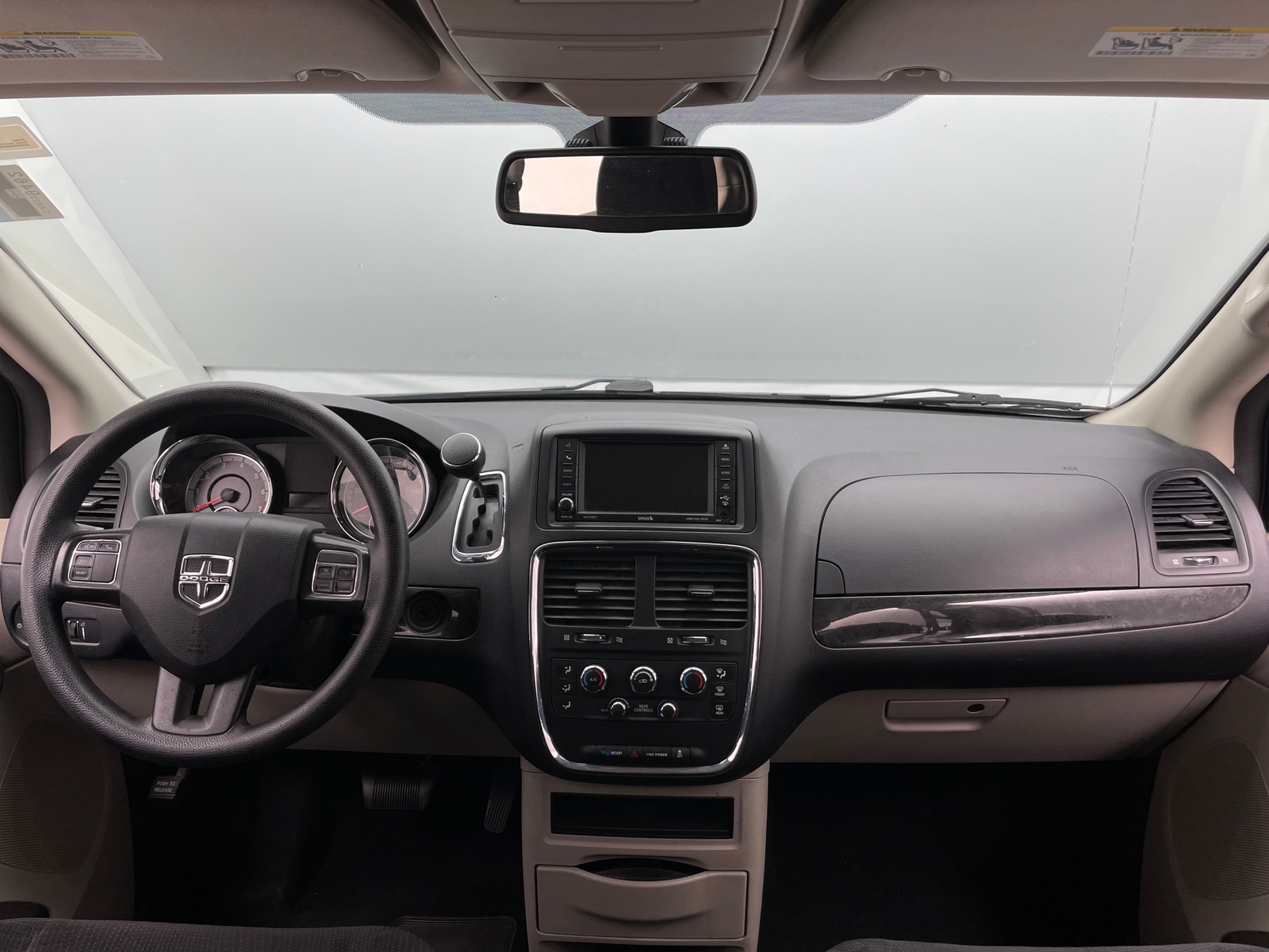 Thumbnail: 2019 Dodge Grand Caravan - 3