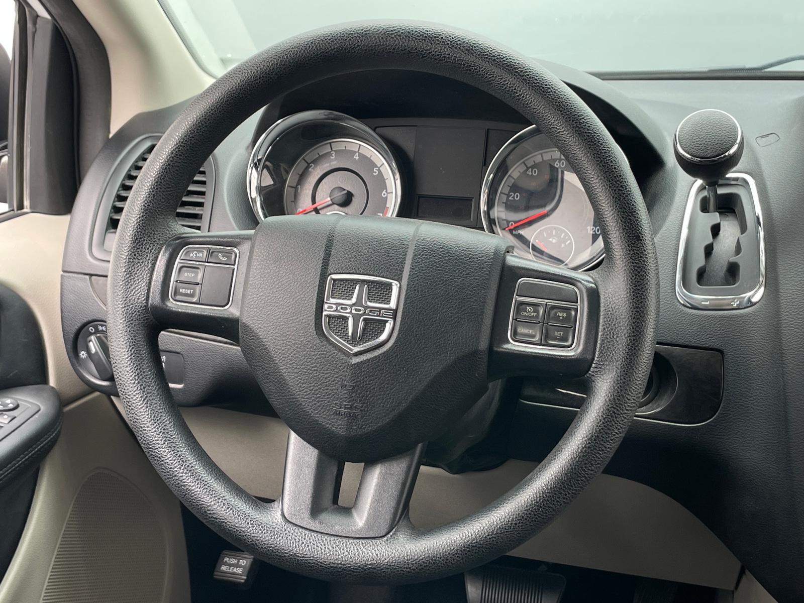 Thumbnail: 2019 Dodge Grand Caravan - 5