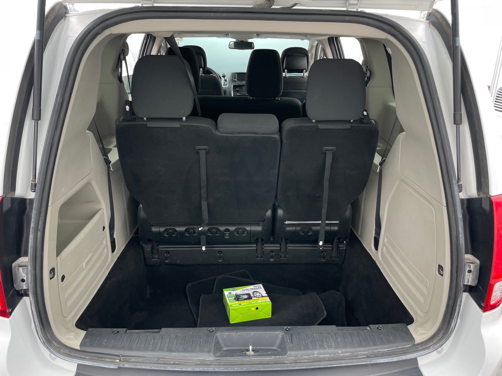 Thumbnail: 2019 Dodge Grand Caravan - 7