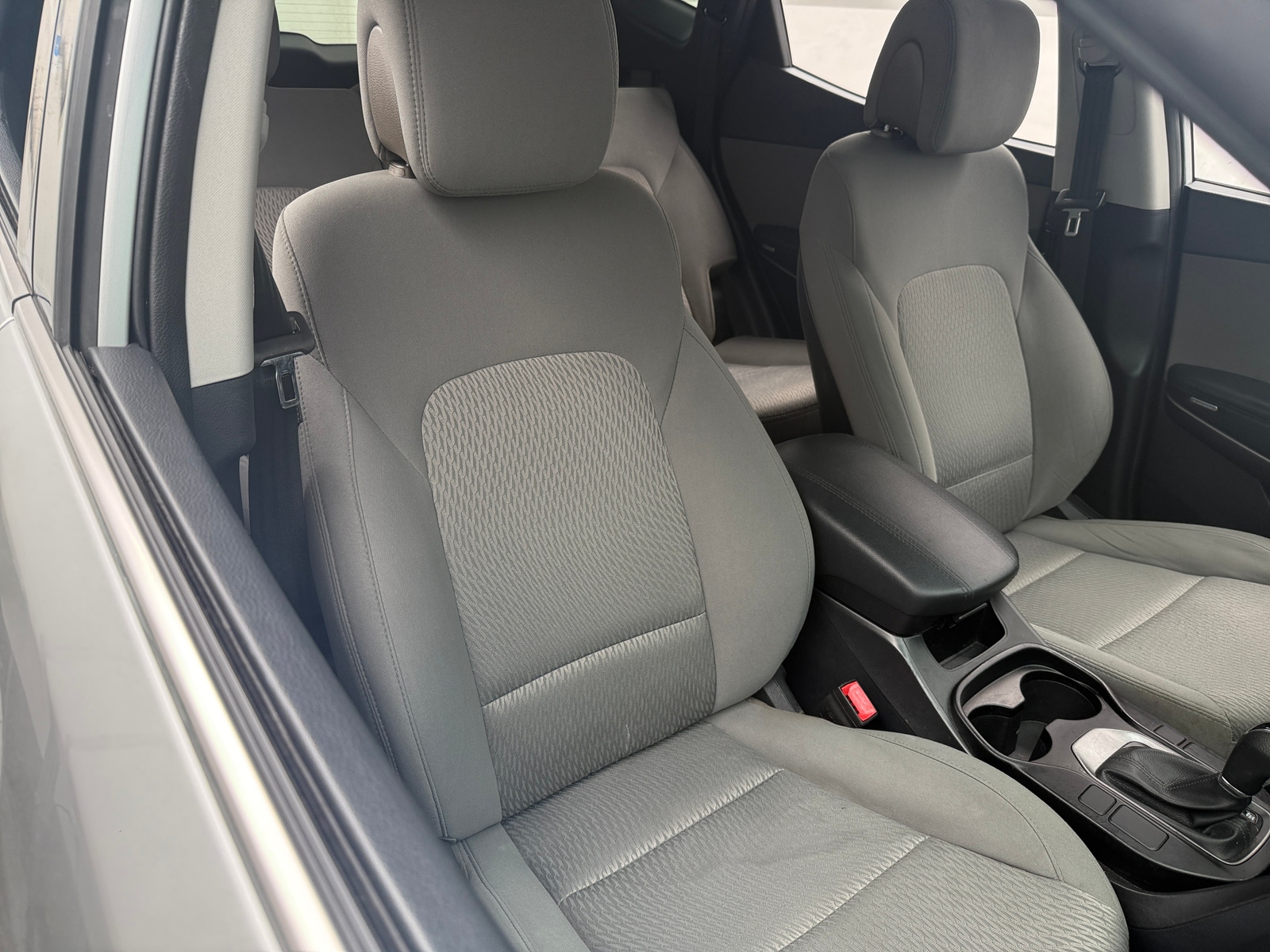 Thumbnail: 2017 Hyundai Santa Fe - 2