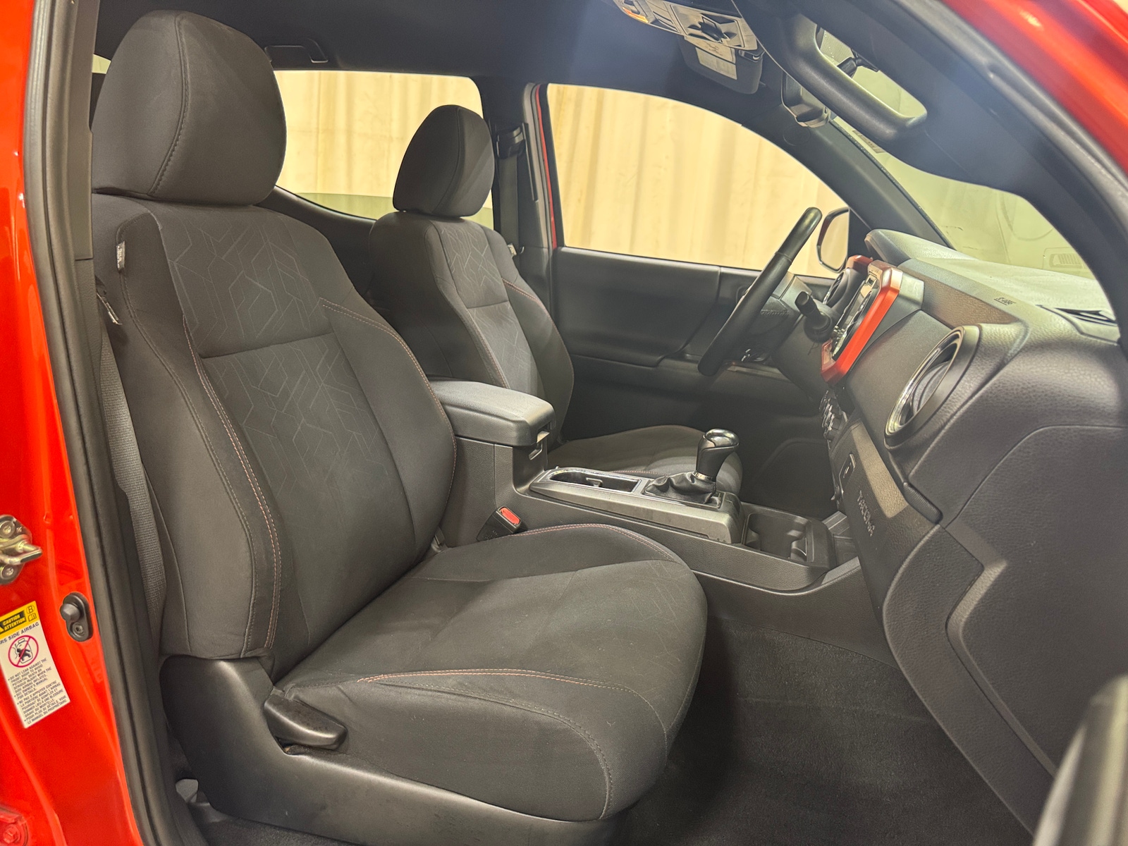 Thumbnail: 2016 Toyota Tacoma - 2