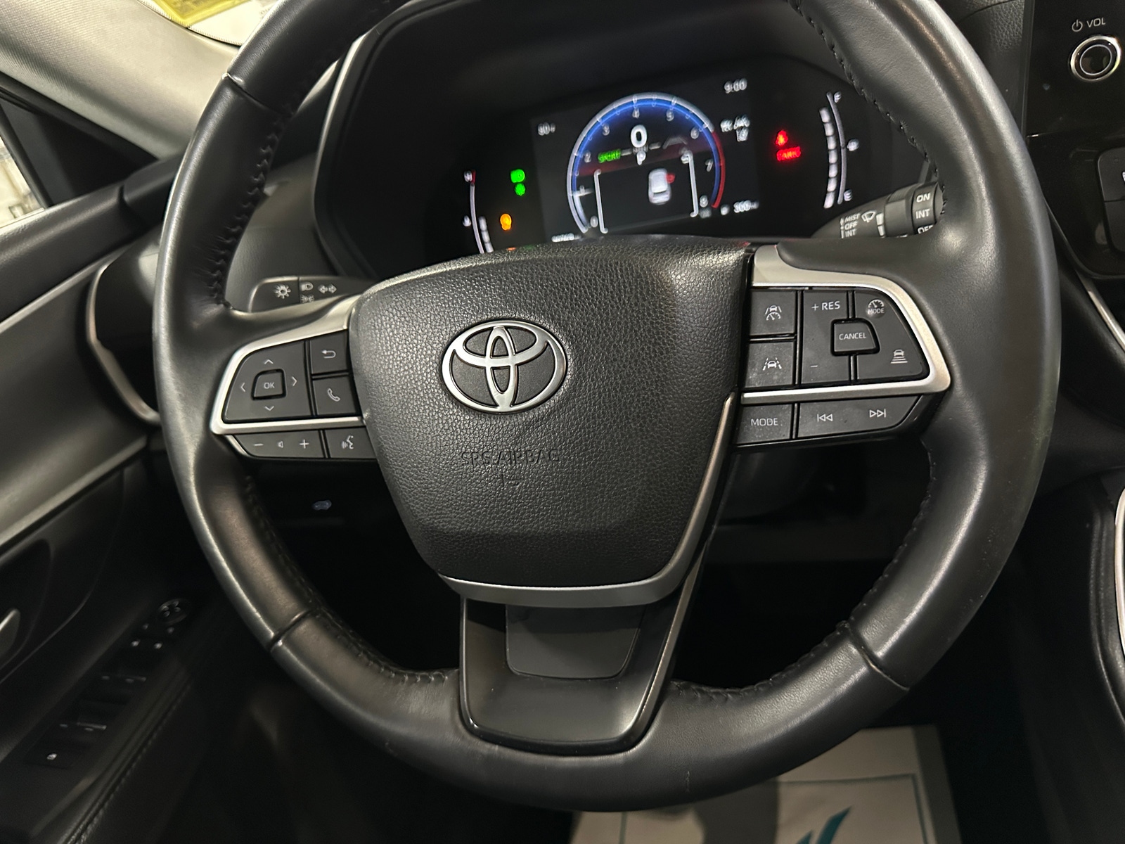 Thumbnail: 2025 Toyota Grand Highlander - 4