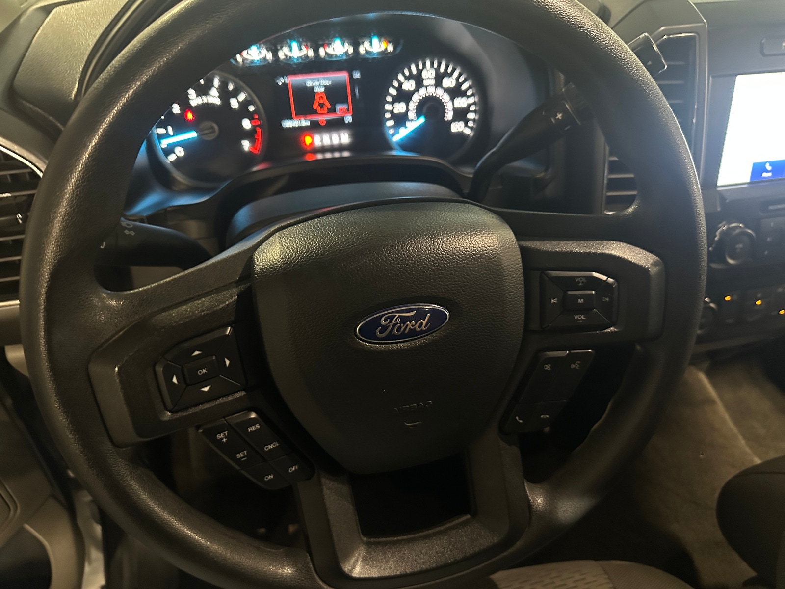 Thumbnail: 2020 Ford Econoline - 5