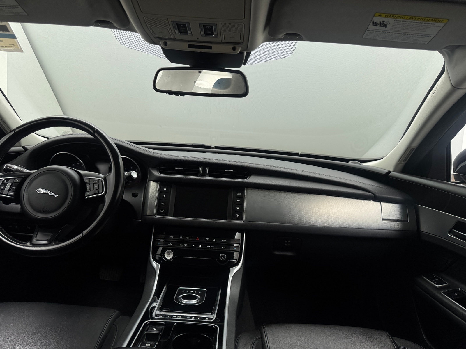 Thumbnail: 2018 Jaguar XF - 3