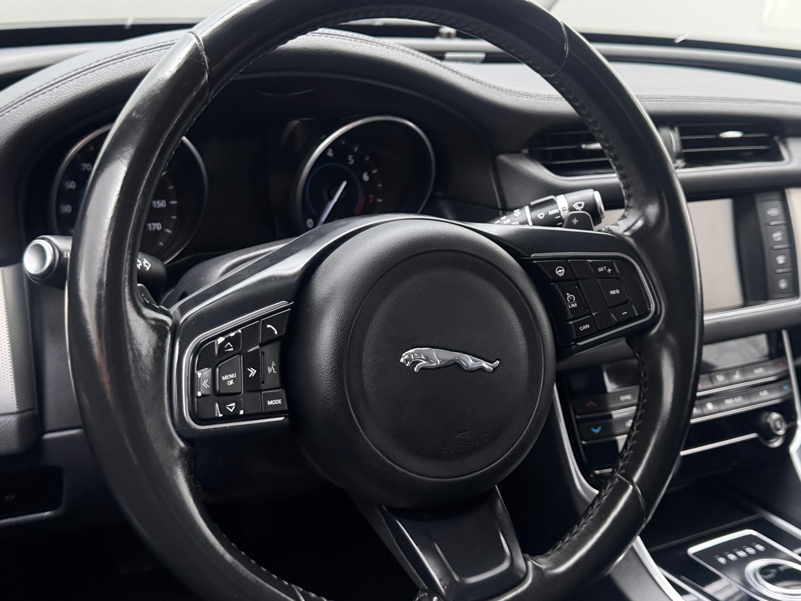 Thumbnail: 2018 Jaguar XF - 5
