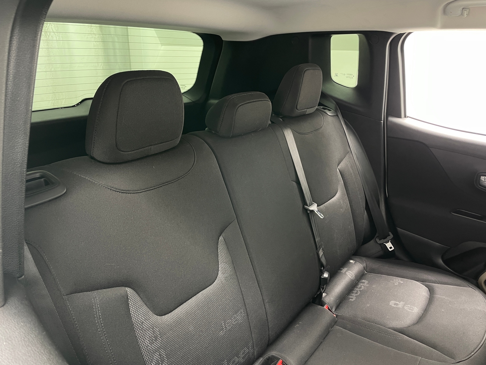 Thumbnail: 2017 Jeep Renegade - 6