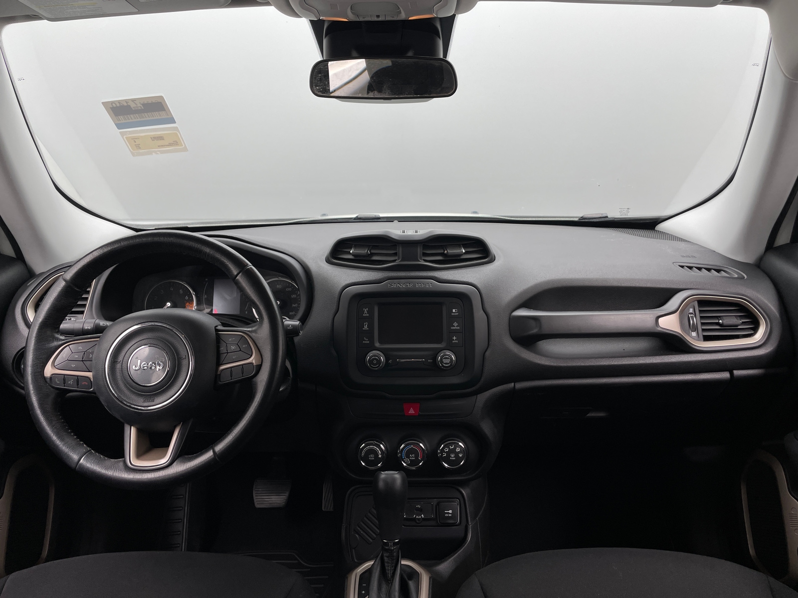 Thumbnail: 2017 Jeep Renegade - 3