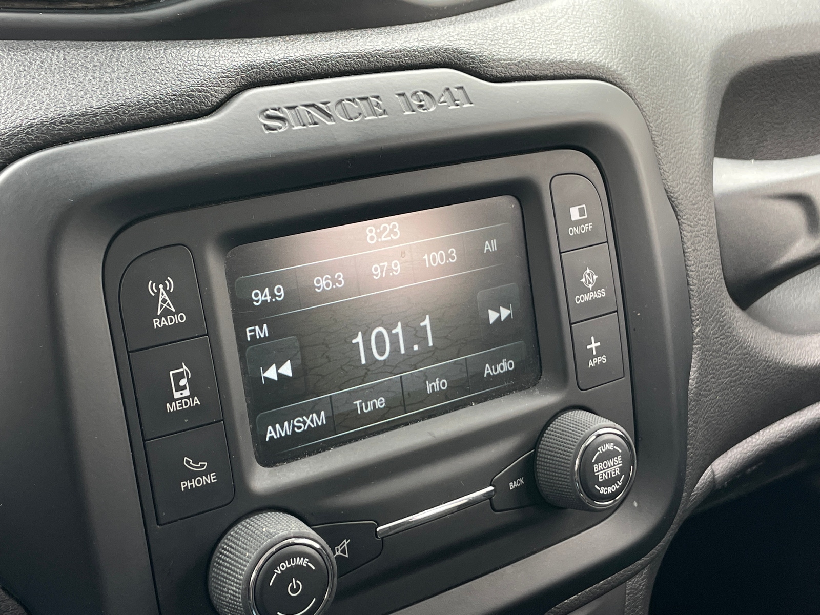 Thumbnail: 2017 Jeep Renegade - 4