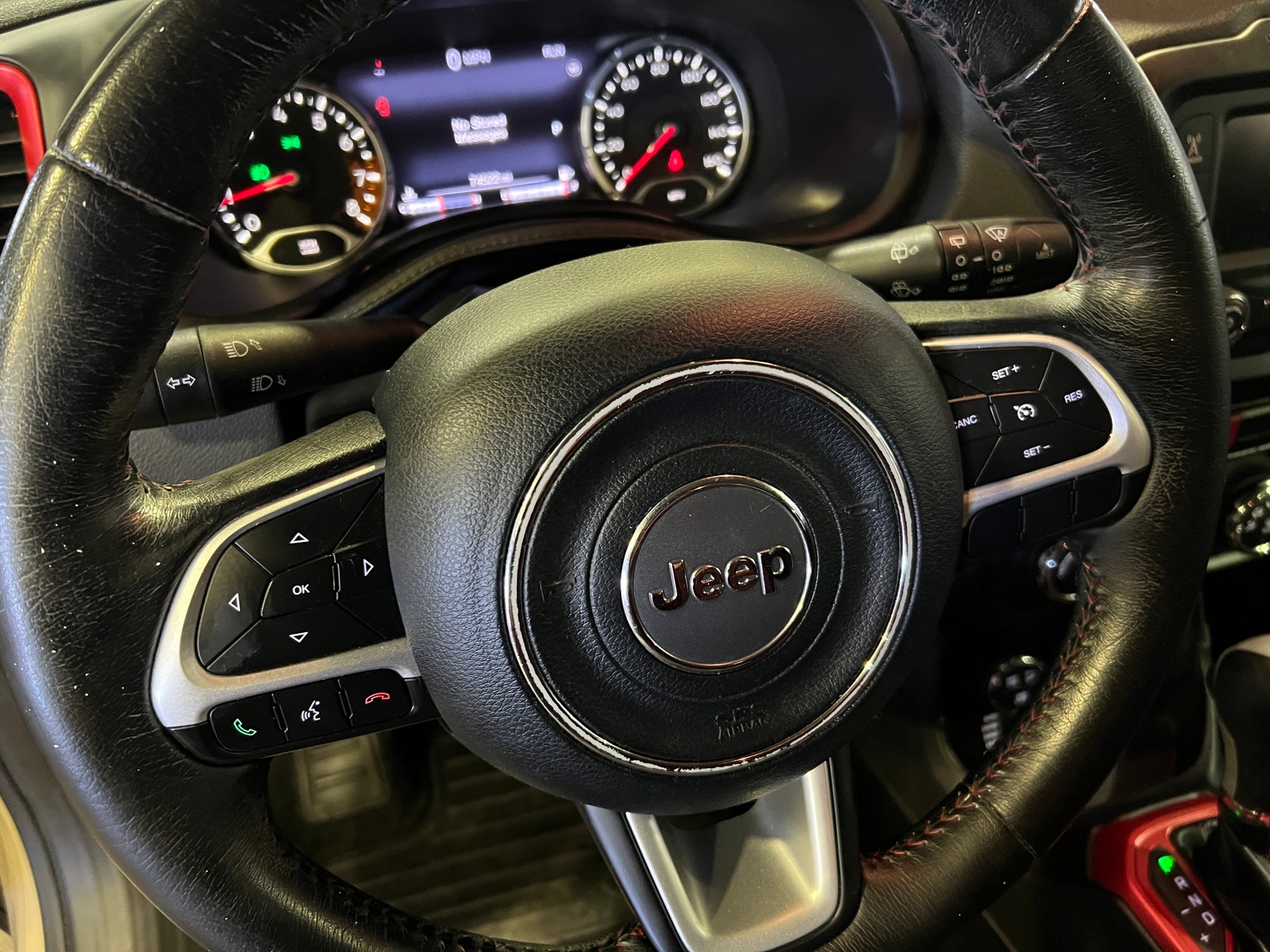Thumbnail: 2016 Jeep Renegade - 5
