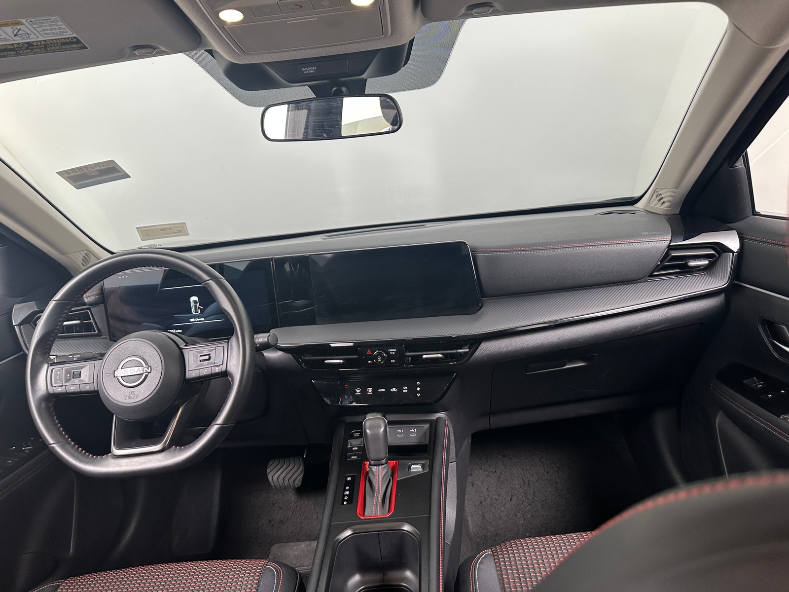 Thumbnail: 2026 Nissan Kicks - 2