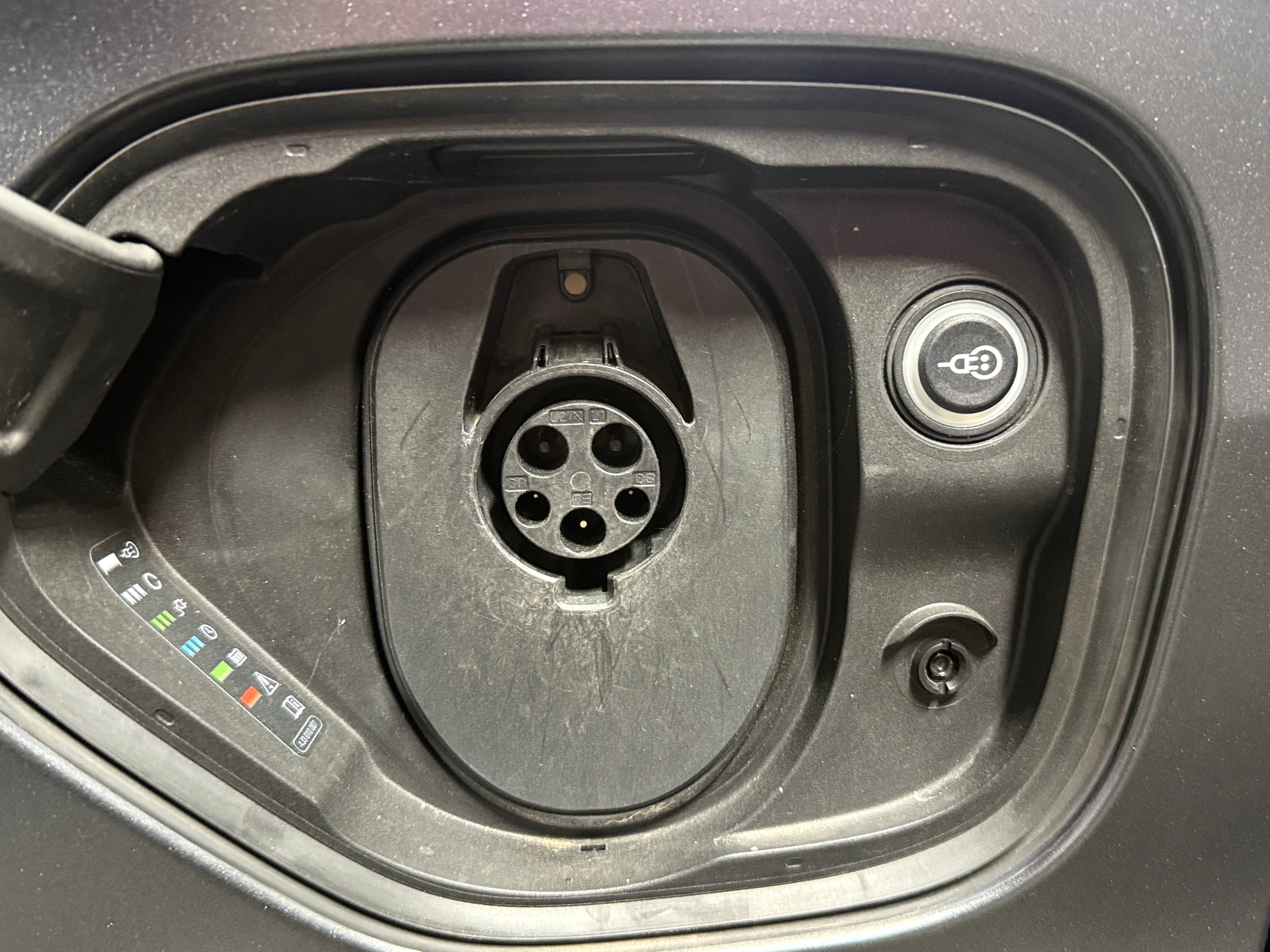 Used 2022 Audi e-tron GT Premium Plus with VIN WAUCJBFW0N7005275 for sale in Auburn, WA