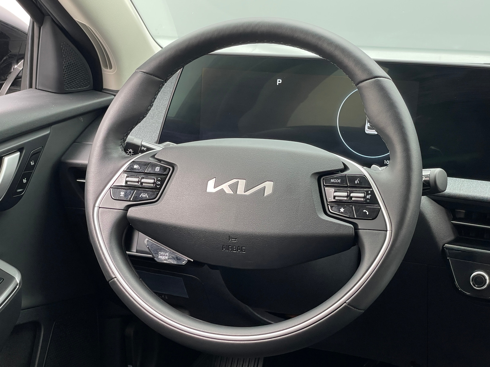 Thumbnail: 2024 Kia EV6 - 4