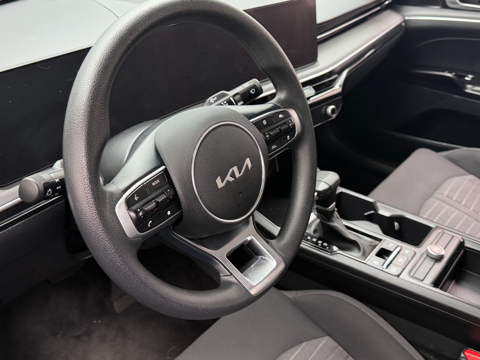 Thumbnail: 2025 Kia K5 - 5