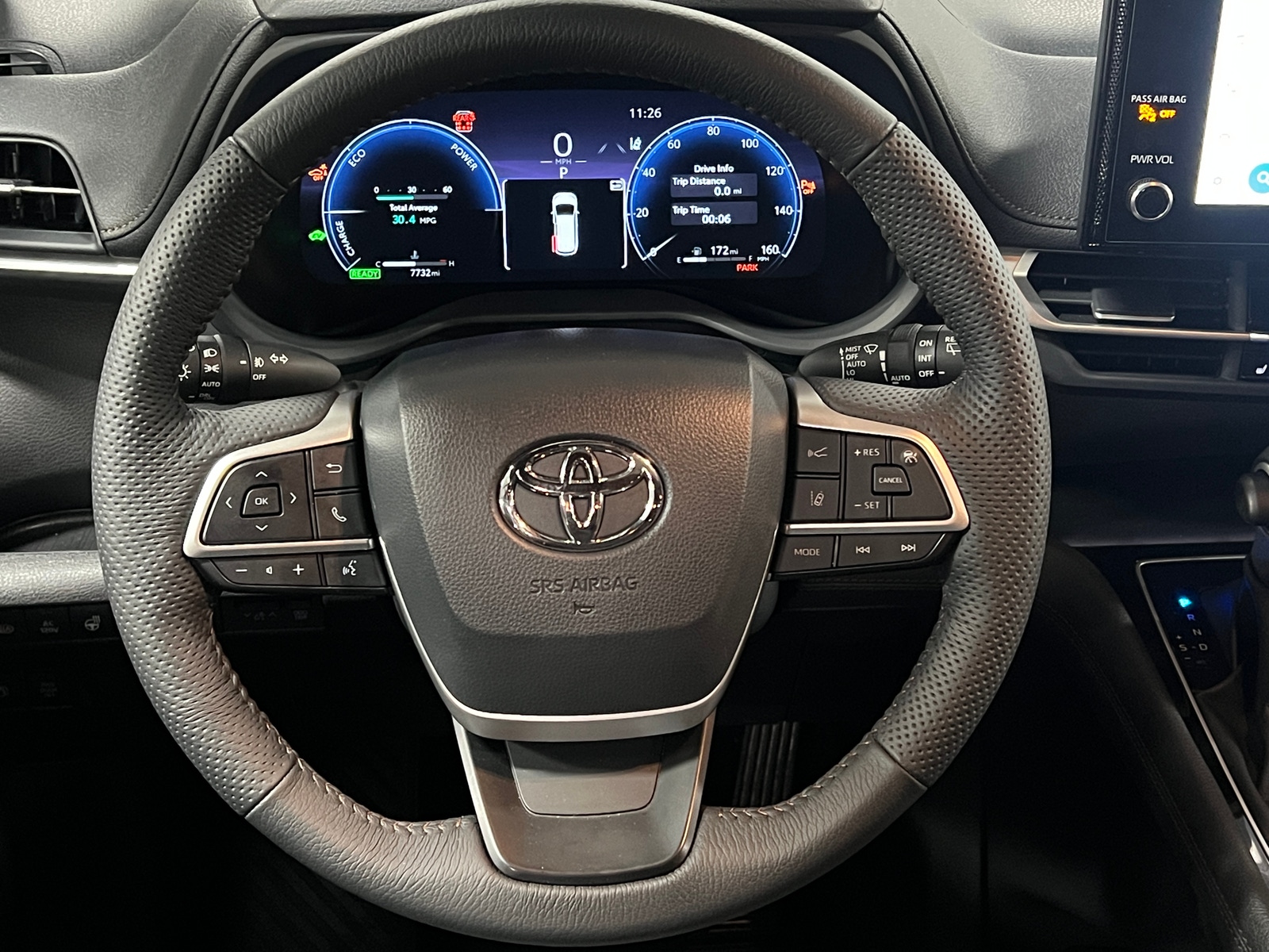 Thumbnail: 2026 Toyota Sienna - 4