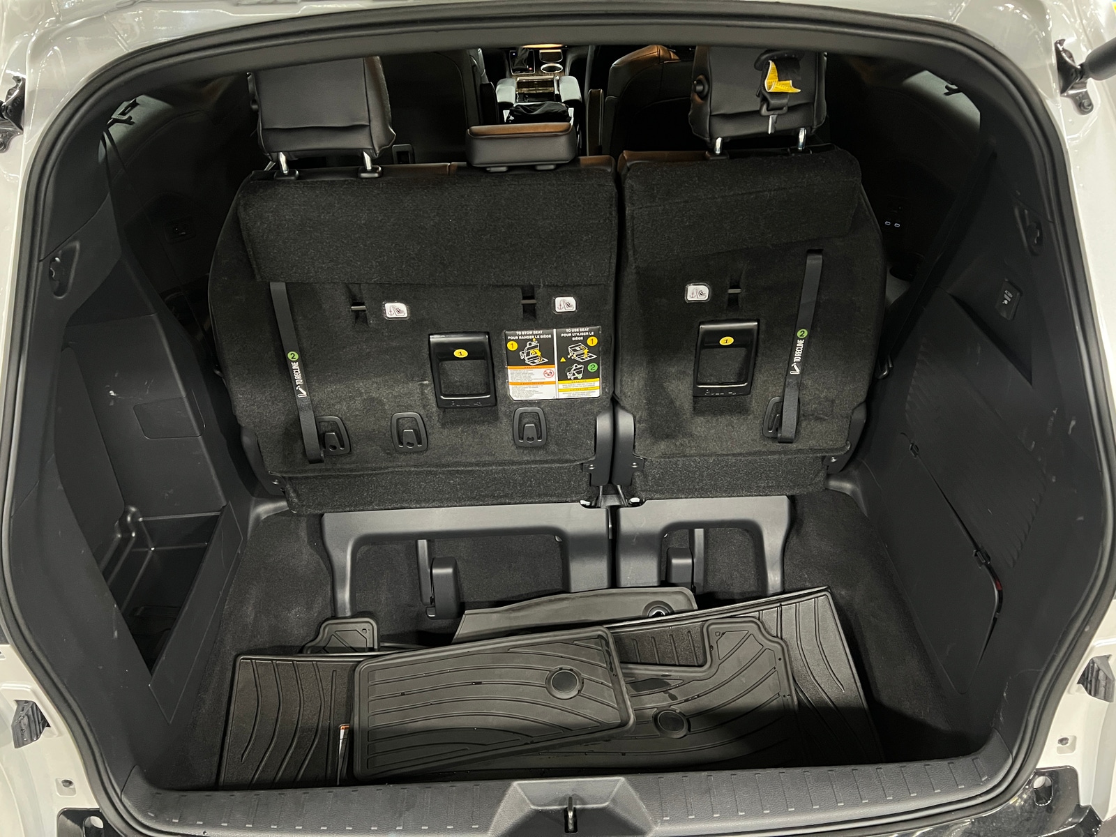 Thumbnail: 2026 Toyota Sienna - 6