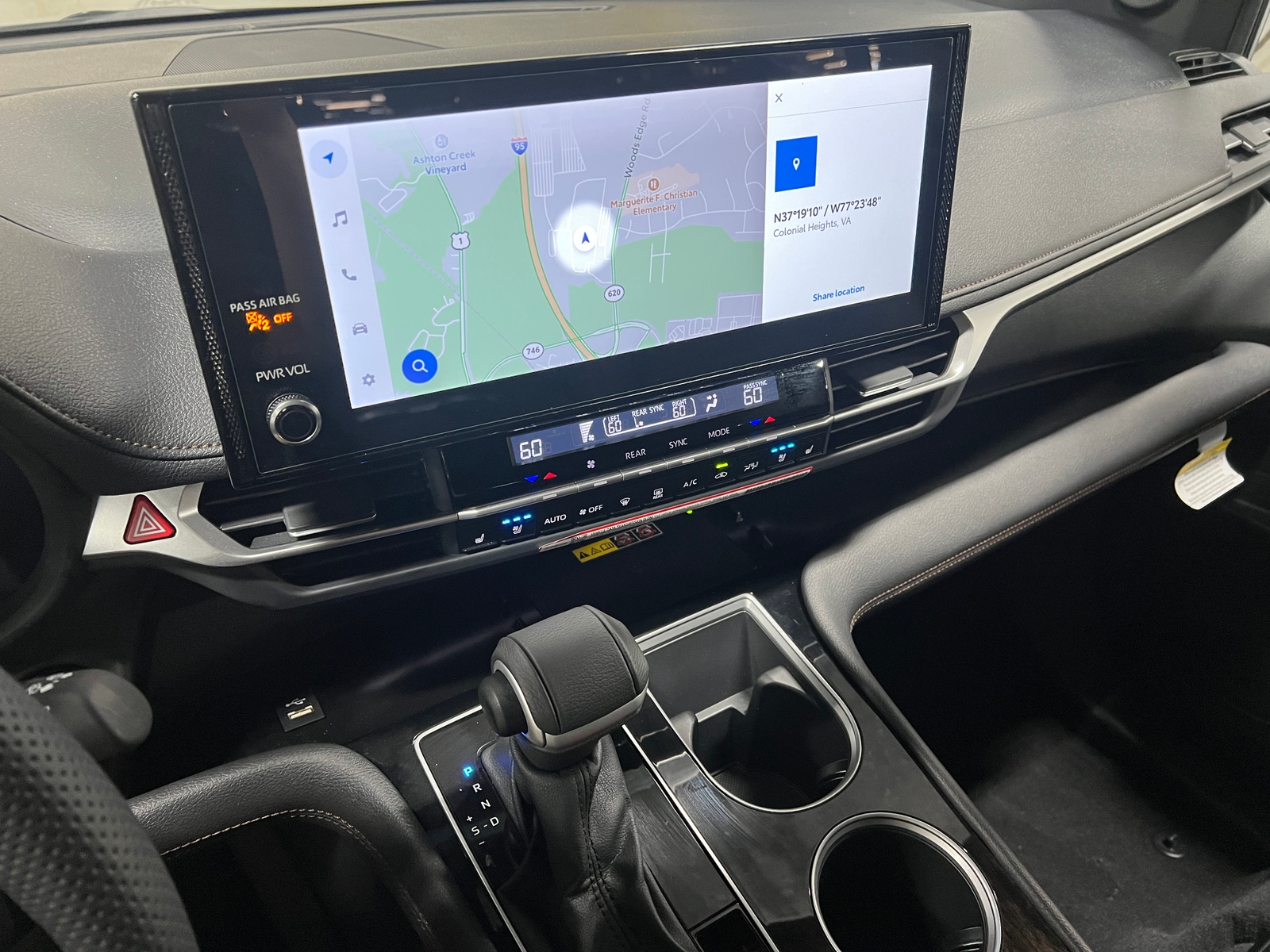 Thumbnail: 2026 Toyota Sienna - 3