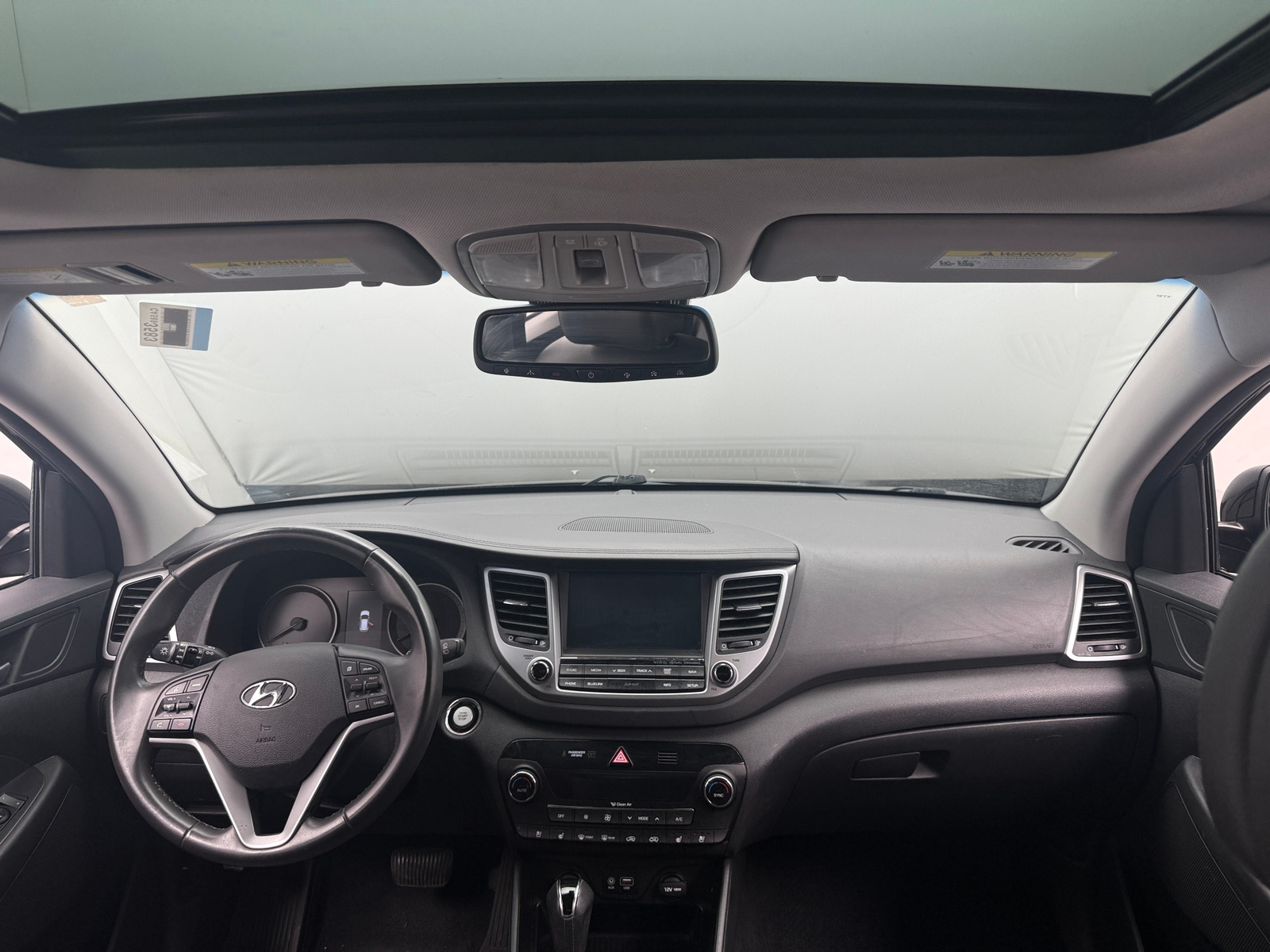 Thumbnail: 2017 Hyundai Tucson - 3