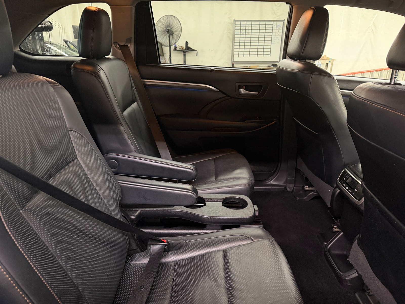 Thumbnail: 2018 Toyota Highlander - 5