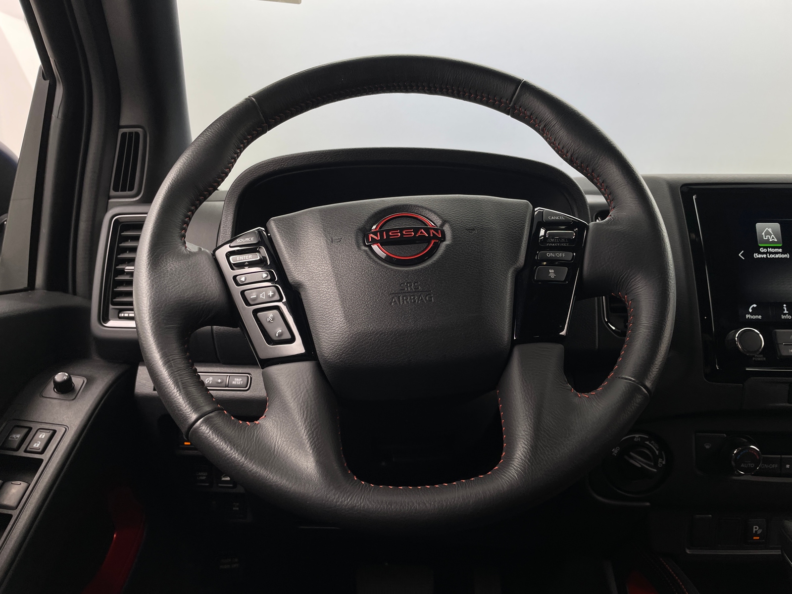 Thumbnail: 2024 Nissan Frontier - 5