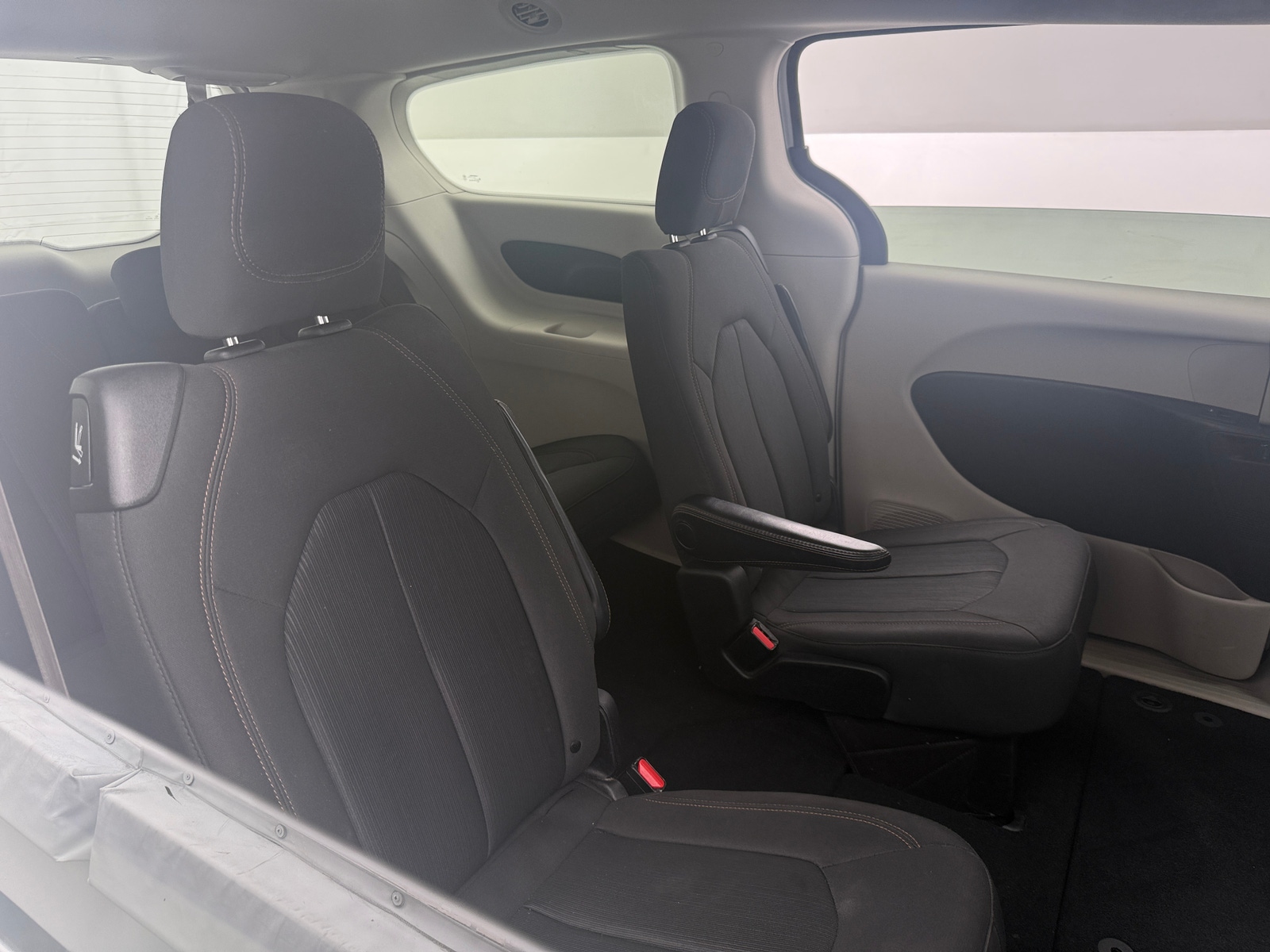 Thumbnail: 2019 Chrysler Pacifica - 6