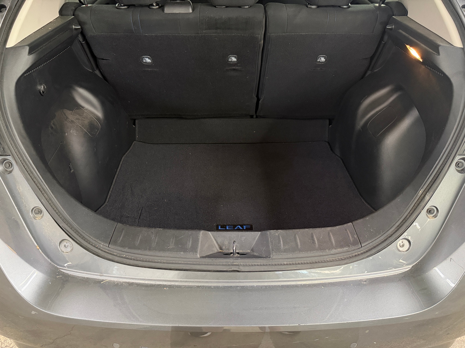 Thumbnail: 2020 Nissan Leaf - 7