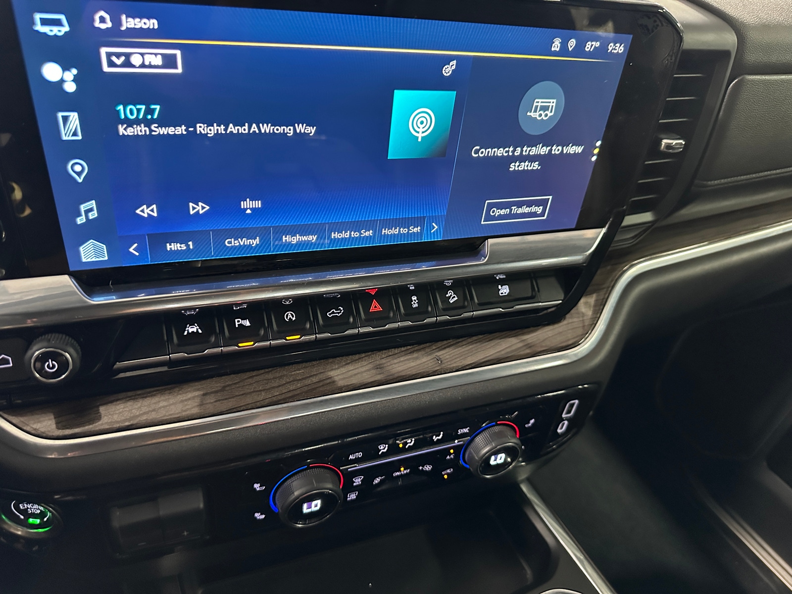 Thumbnail: 2022 Chevrolet Silverado 1500 - 4