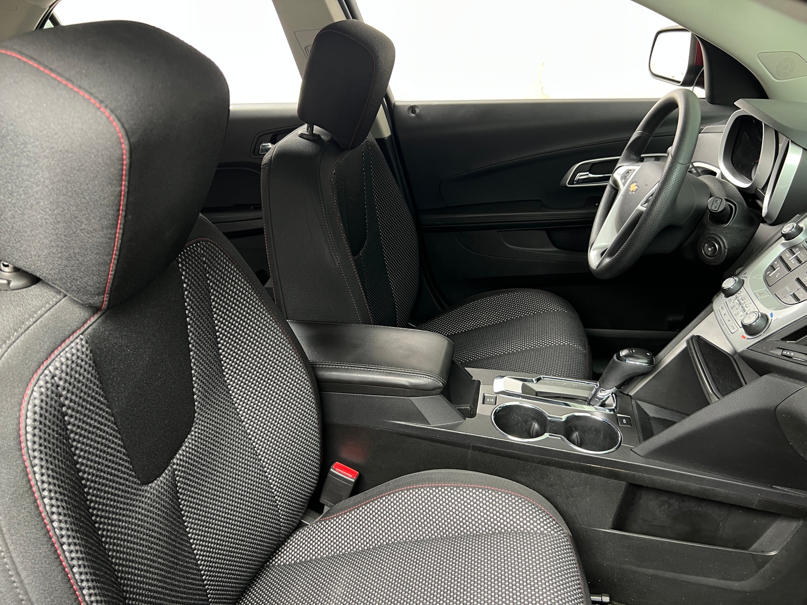 Thumbnail: 2017 Chevrolet Equinox - 2
