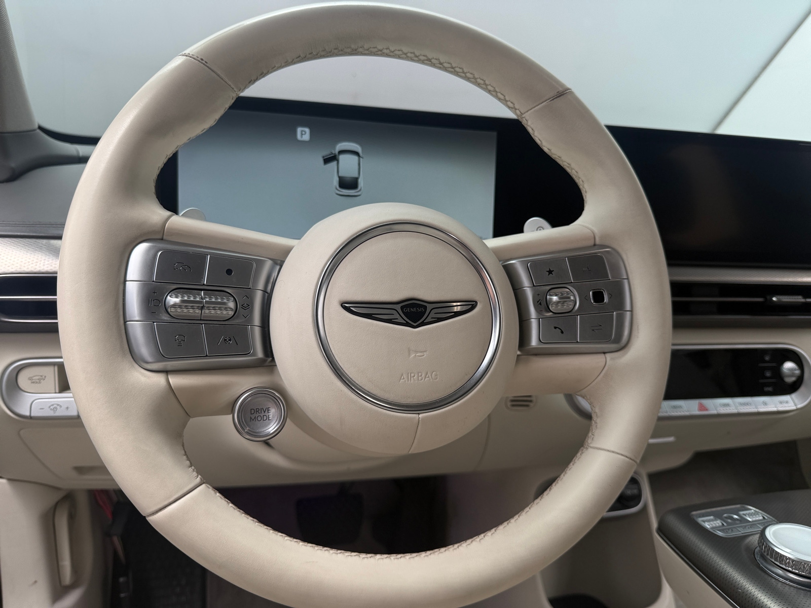 Thumbnail: 2025 Genesis GV60 - 4