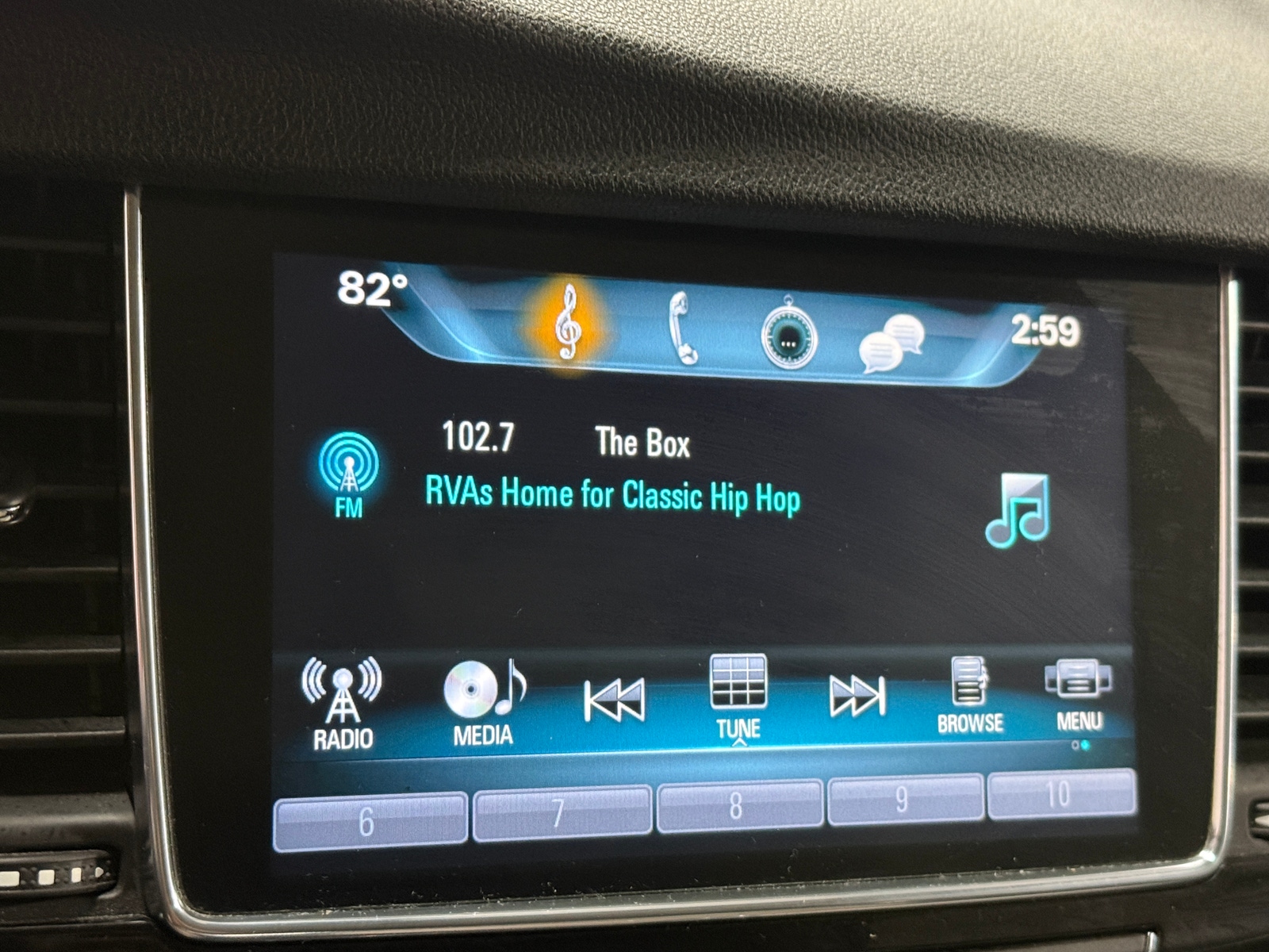 Thumbnail: 2018 Buick Encore - 3