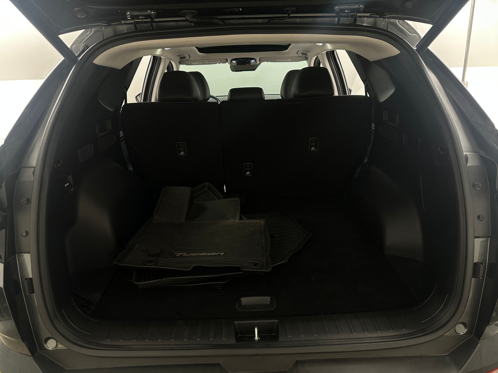Thumbnail: 2023 Hyundai Tucson - 6