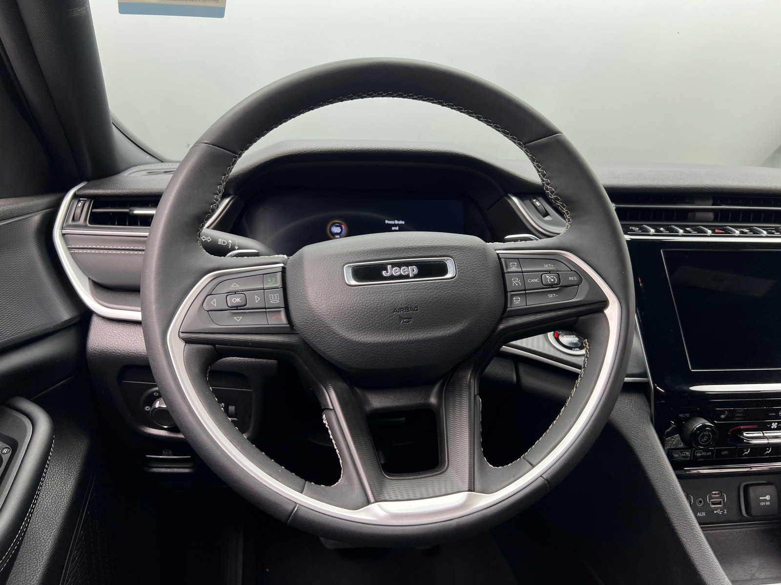 Thumbnail: 2025 Jeep Grand Cherokee - 4