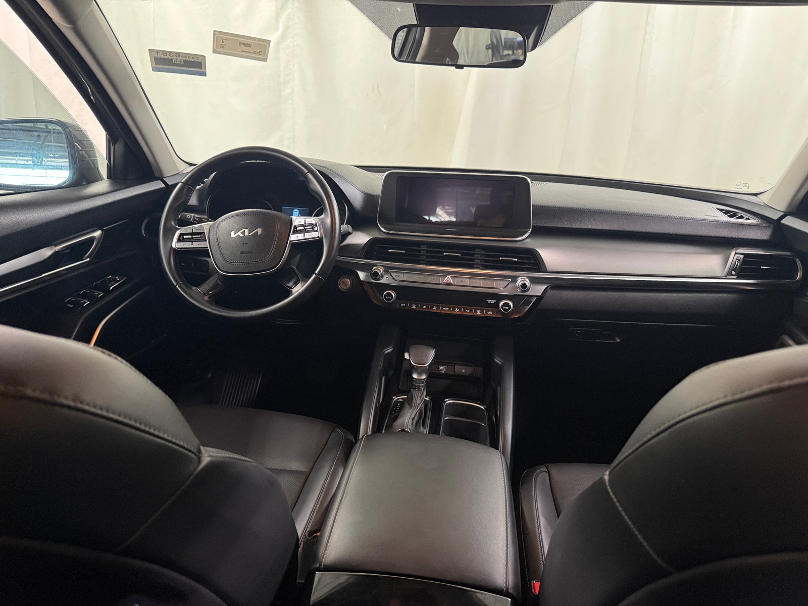 Thumbnail: 2022 Kia Telluride - 2