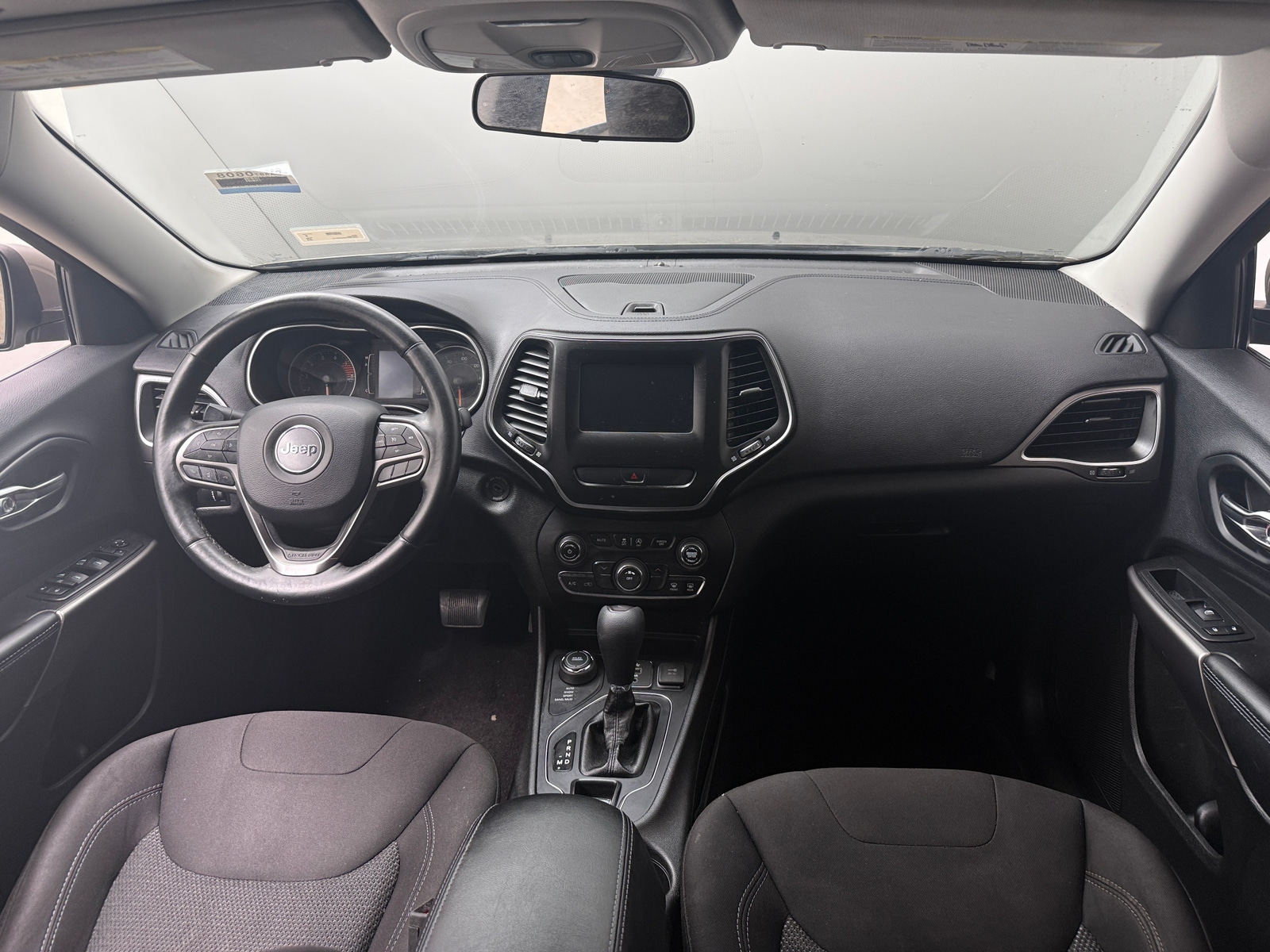 Thumbnail: 2019 Jeep Cherokee - 3