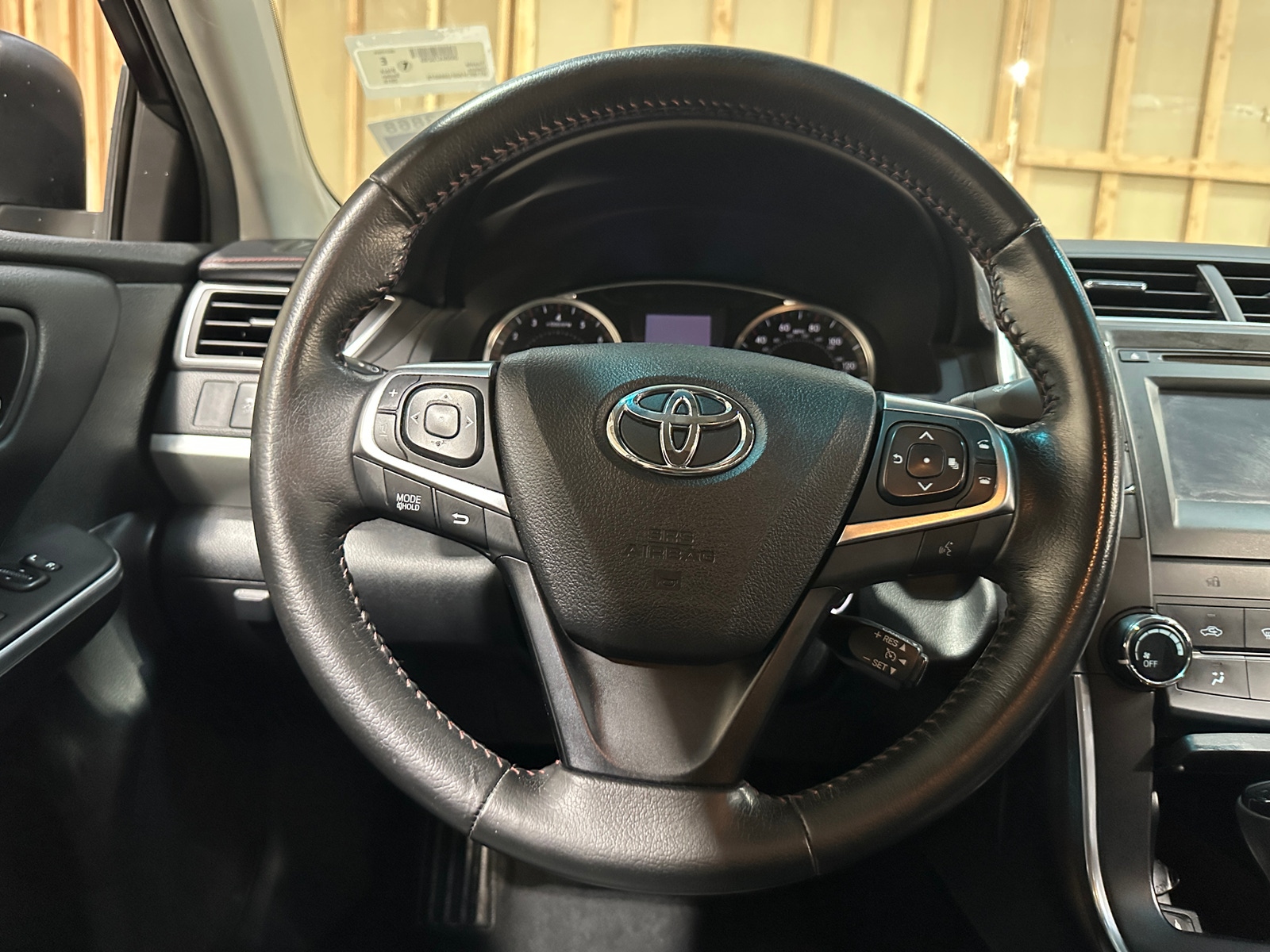 Thumbnail: 2015 Toyota Camry - 5