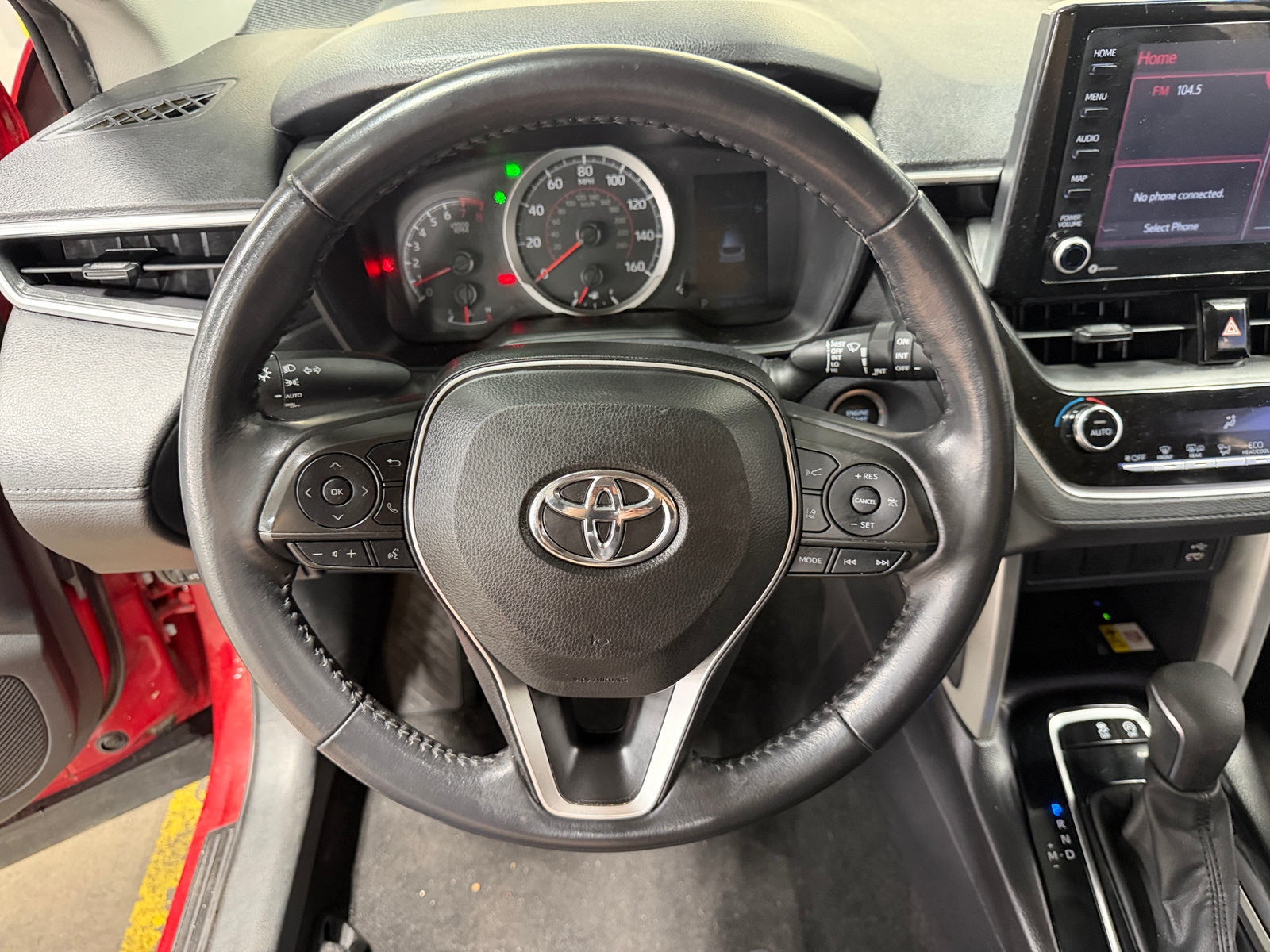 Thumbnail: 2022 Toyota Corolla Cross - 5