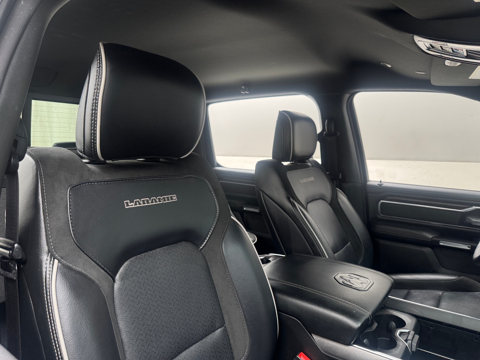 Thumbnail: 2025 RAM 1500 - 2