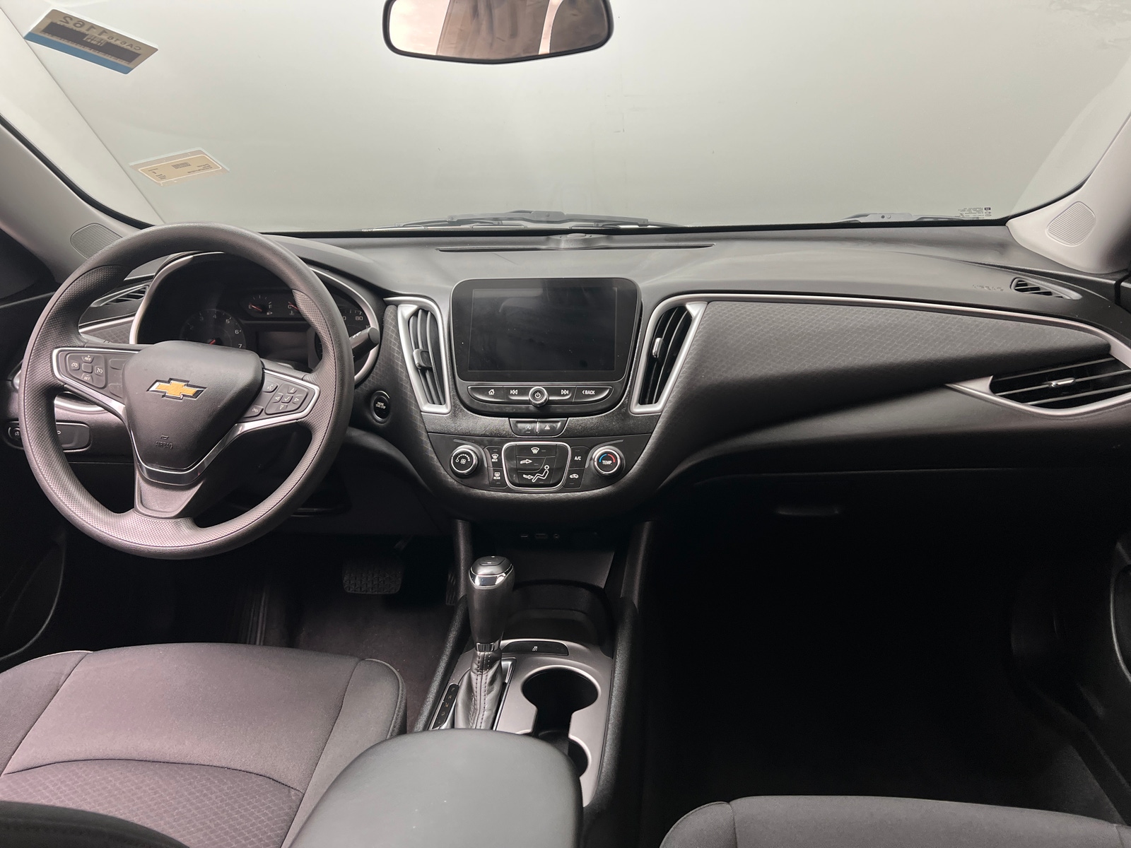 Thumbnail: 2020 Chevrolet Malibu - 3
