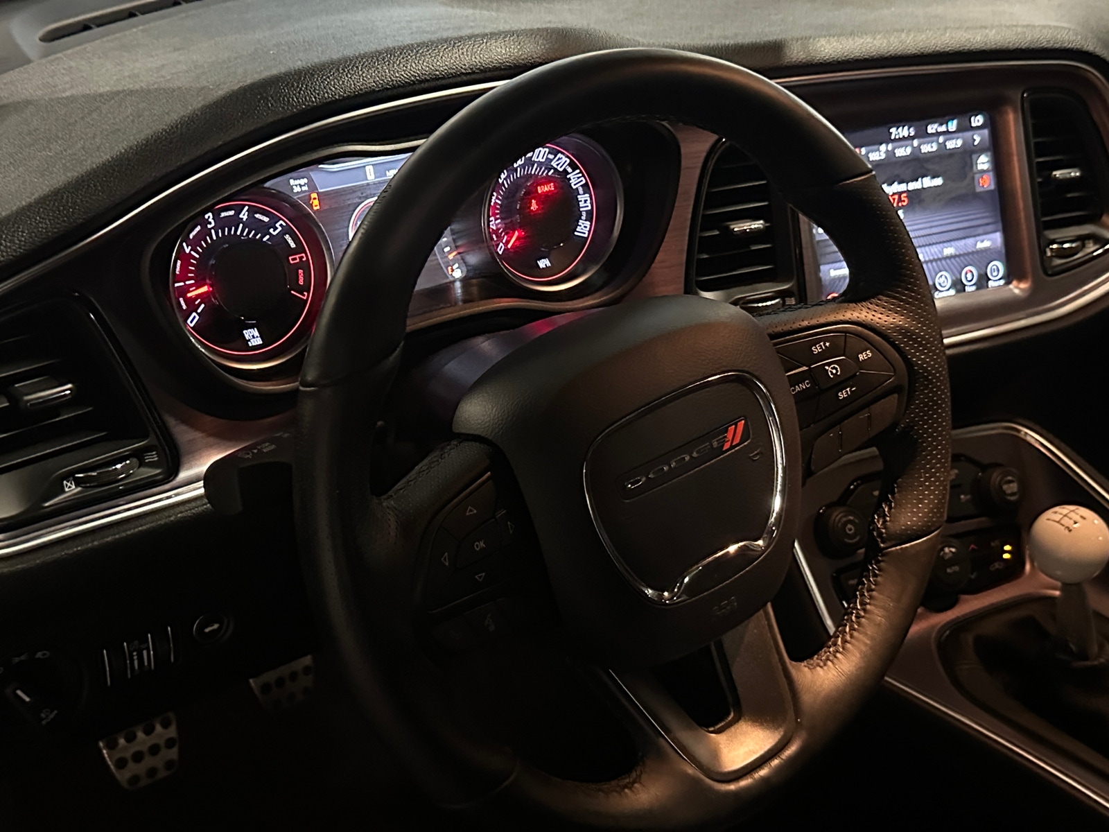 Thumbnail: 2017 Dodge Challenger - 3