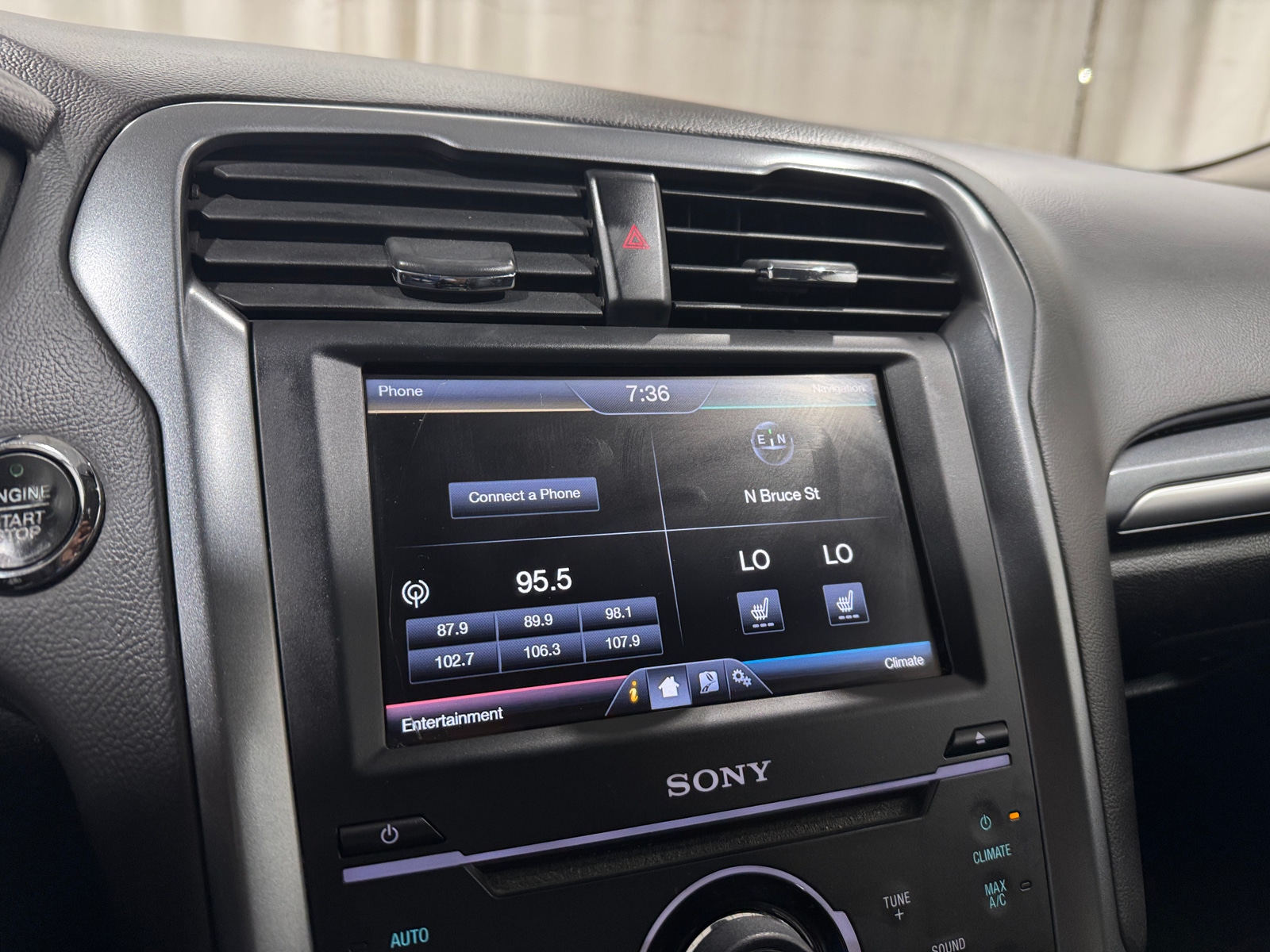 Thumbnail: 2013 Ford Fusion - 3
