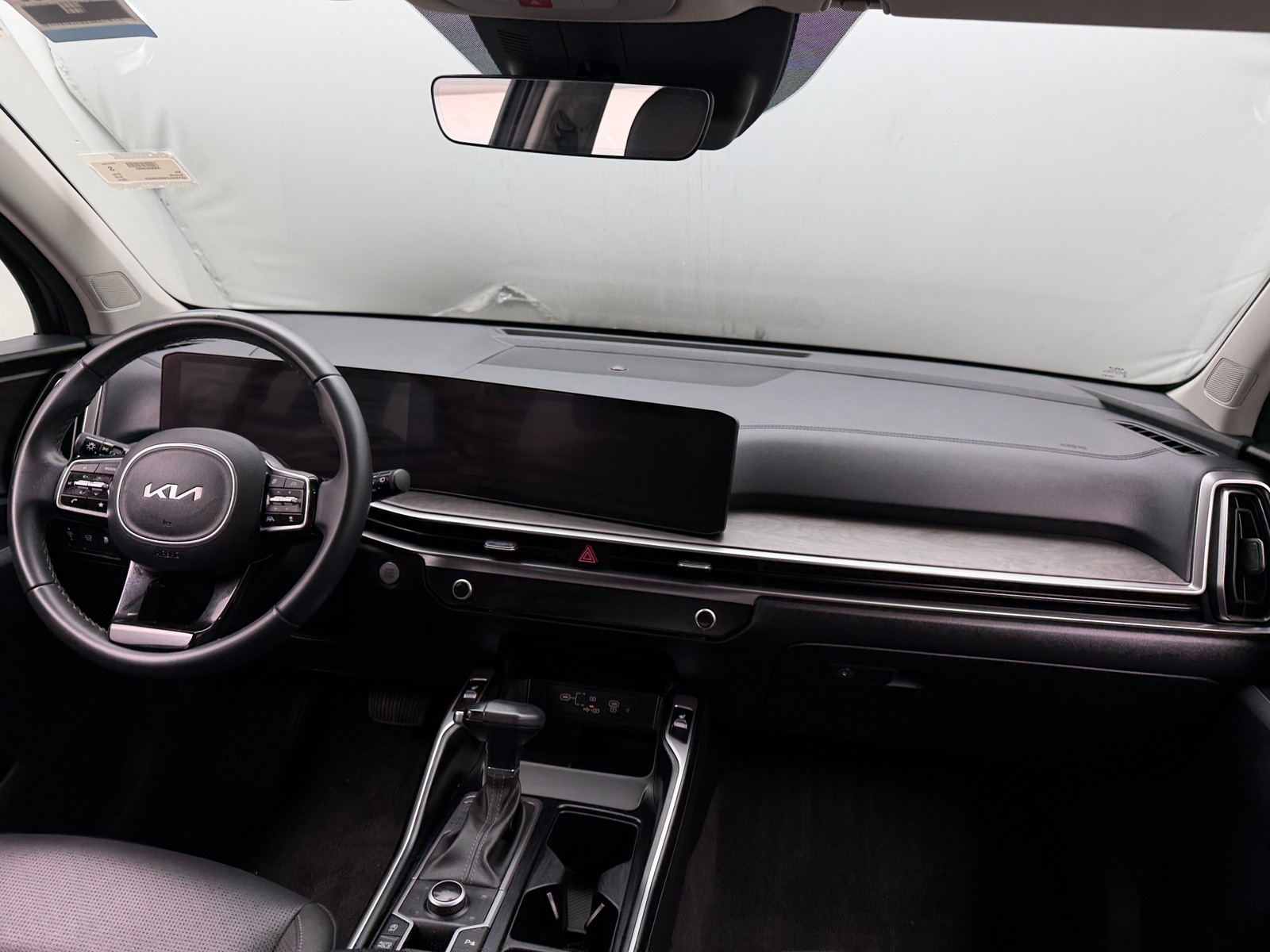 Thumbnail: 2024 Kia Sorento - 2