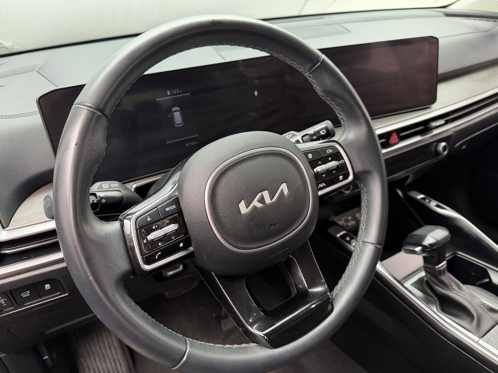 Thumbnail: 2024 Kia Sorento - 4