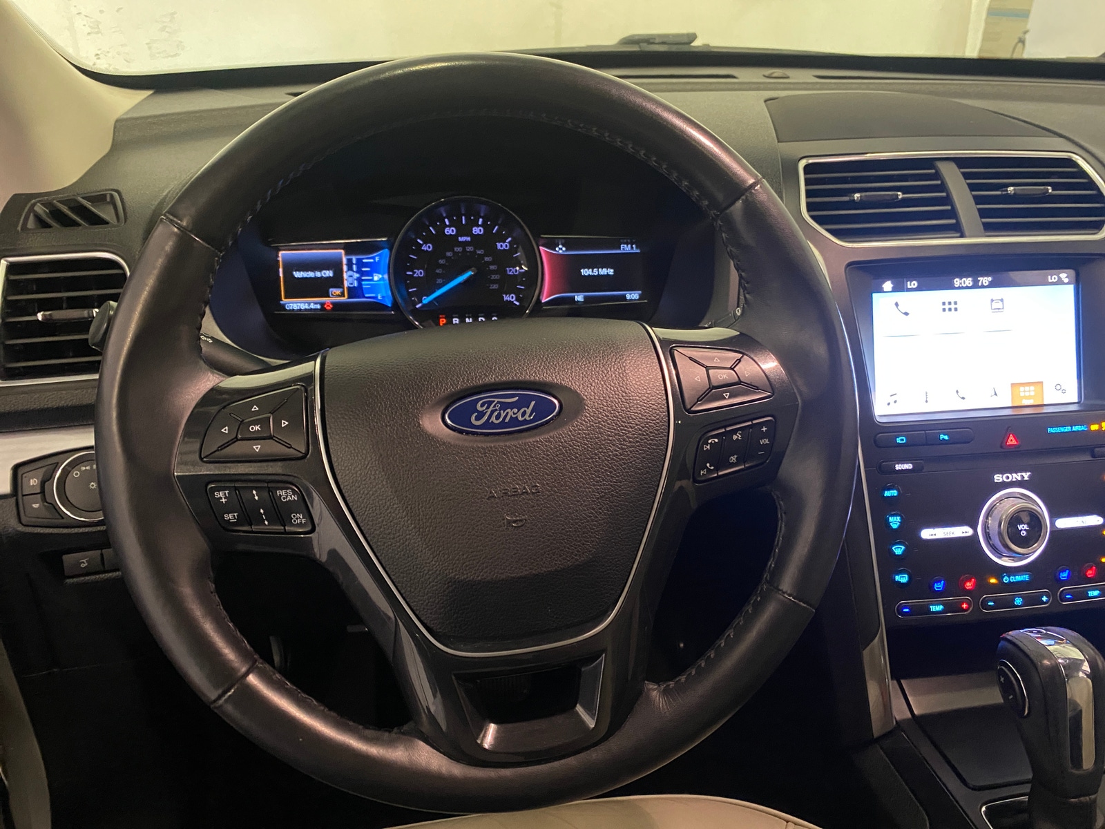 Thumbnail: 2019 Ford Explorer - 4