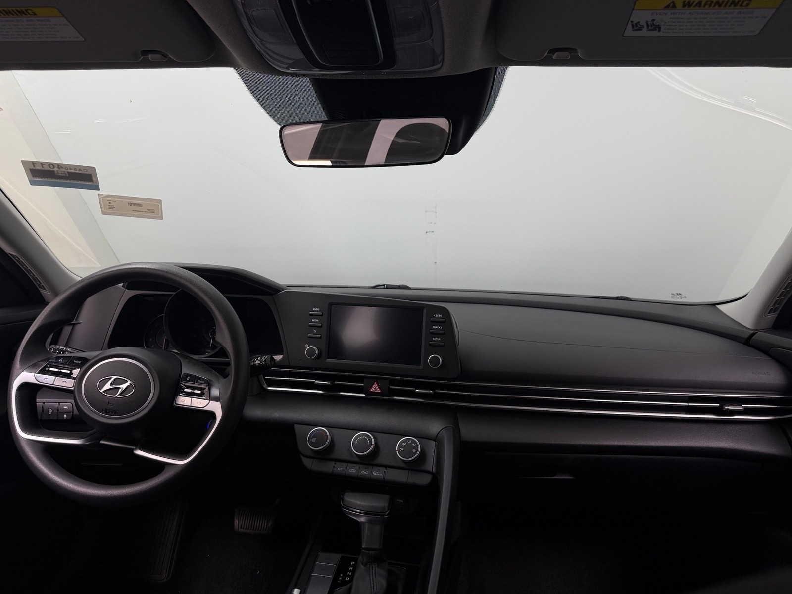 Thumbnail: 2023 Hyundai Elantra - 3