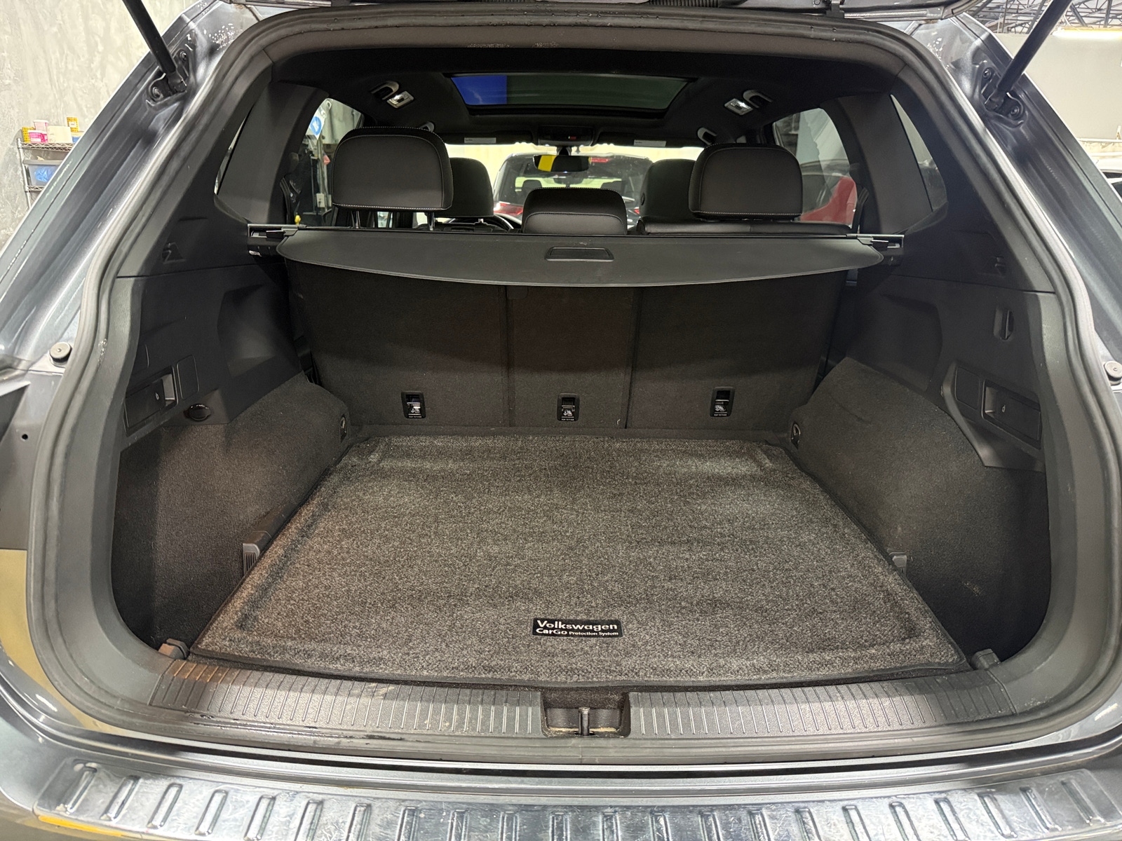Thumbnail: 2021 Volkswagen Tiguan - 6