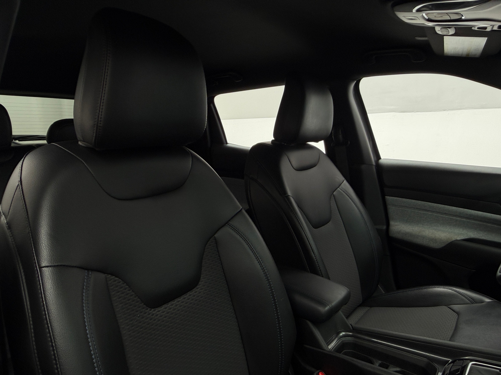 Thumbnail: 2023 Jeep Compass - 2