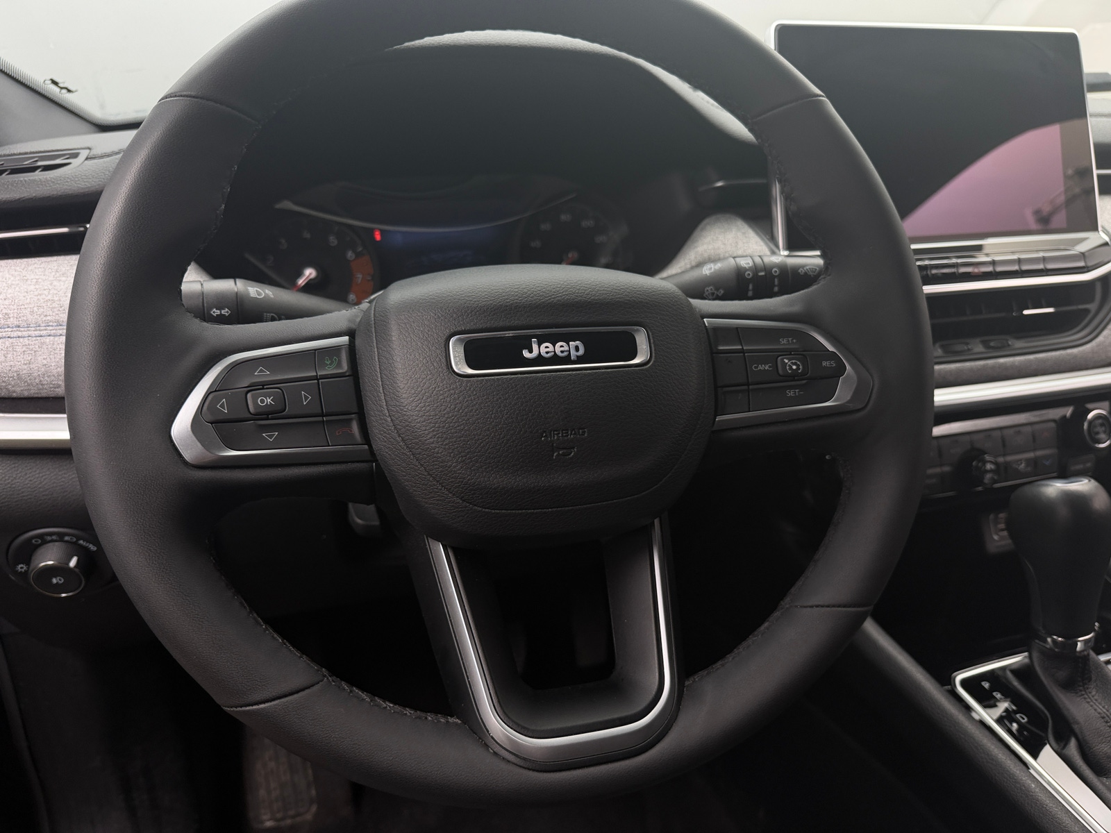 Thumbnail: 2023 Jeep Compass - 5