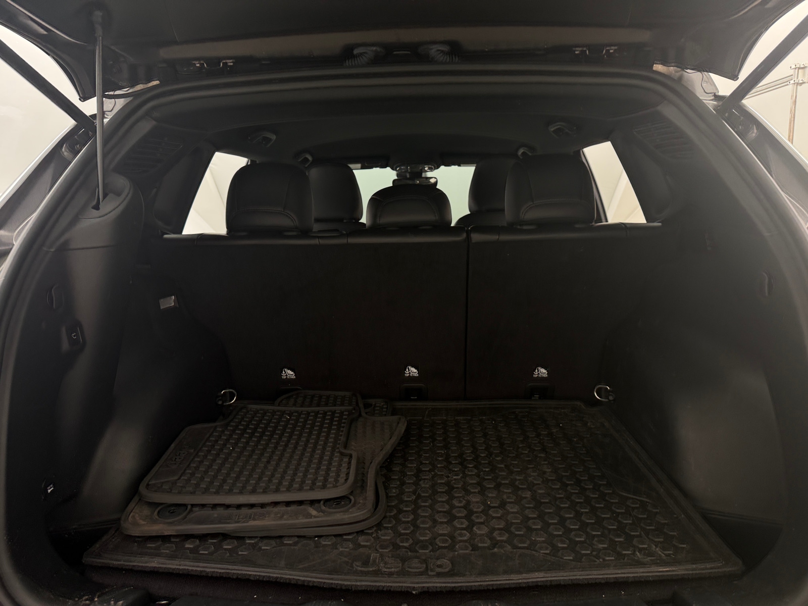 Thumbnail: 2023 Jeep Compass - 7